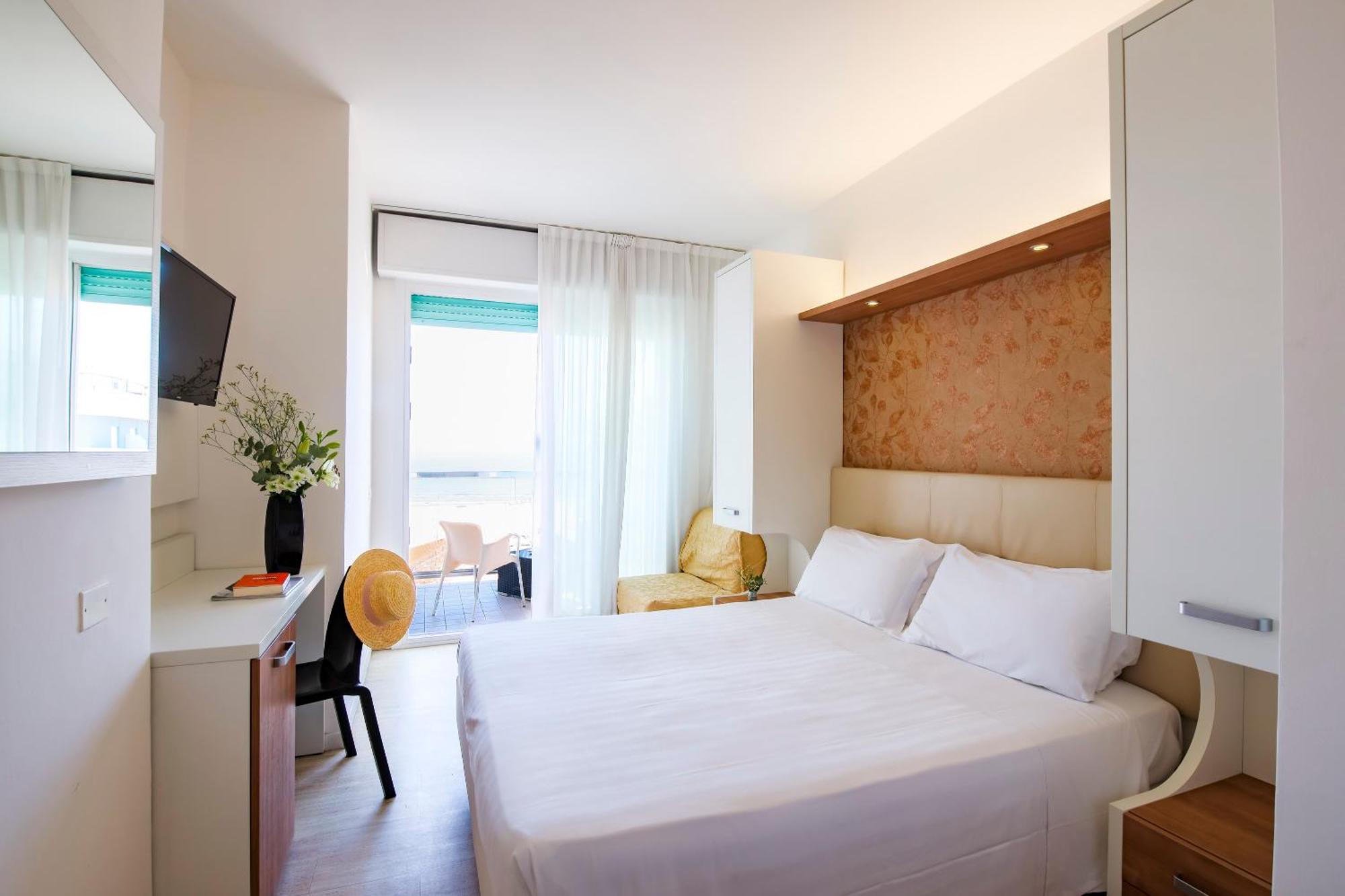 Triple Room Balcony