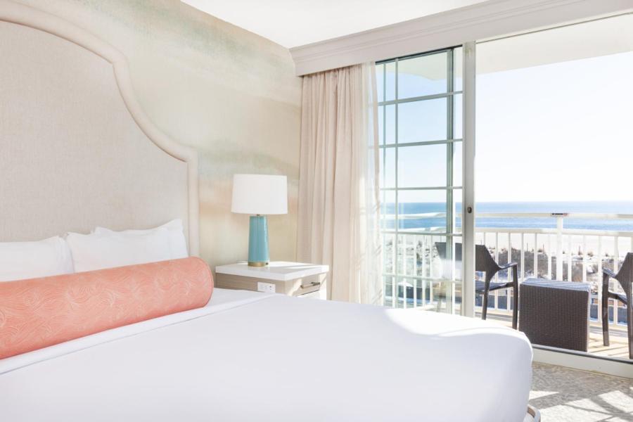 Two Queen Beds Obstructed View
