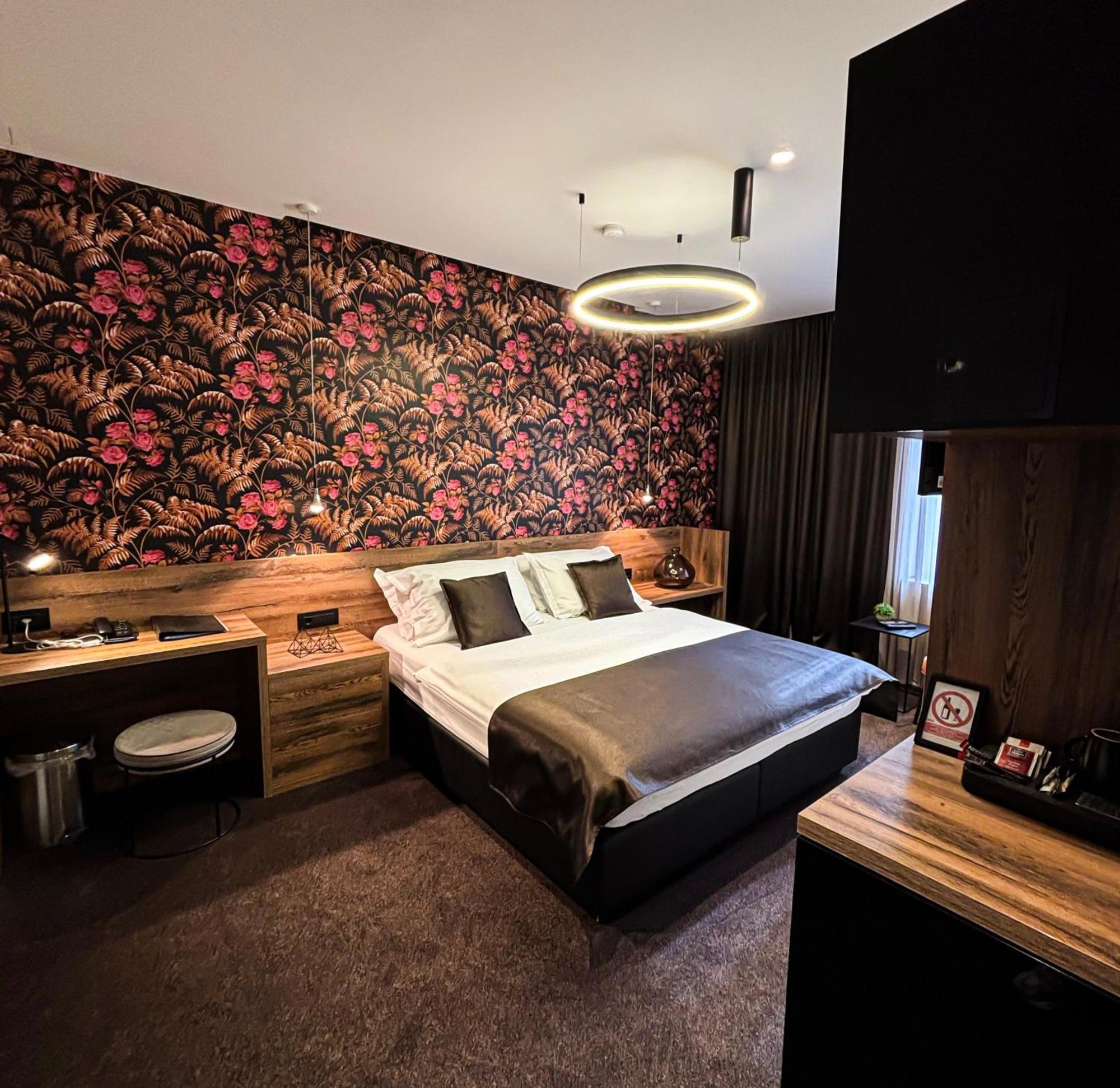 Double Room Garden View