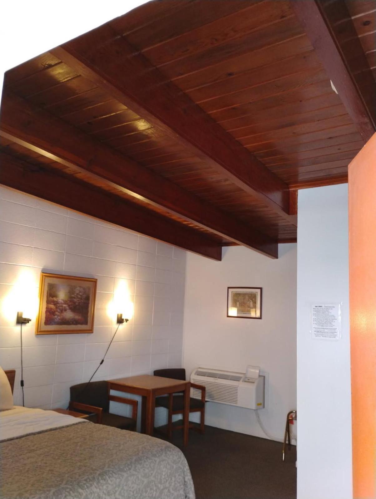 Standard Double Room,1646805285:JPEG