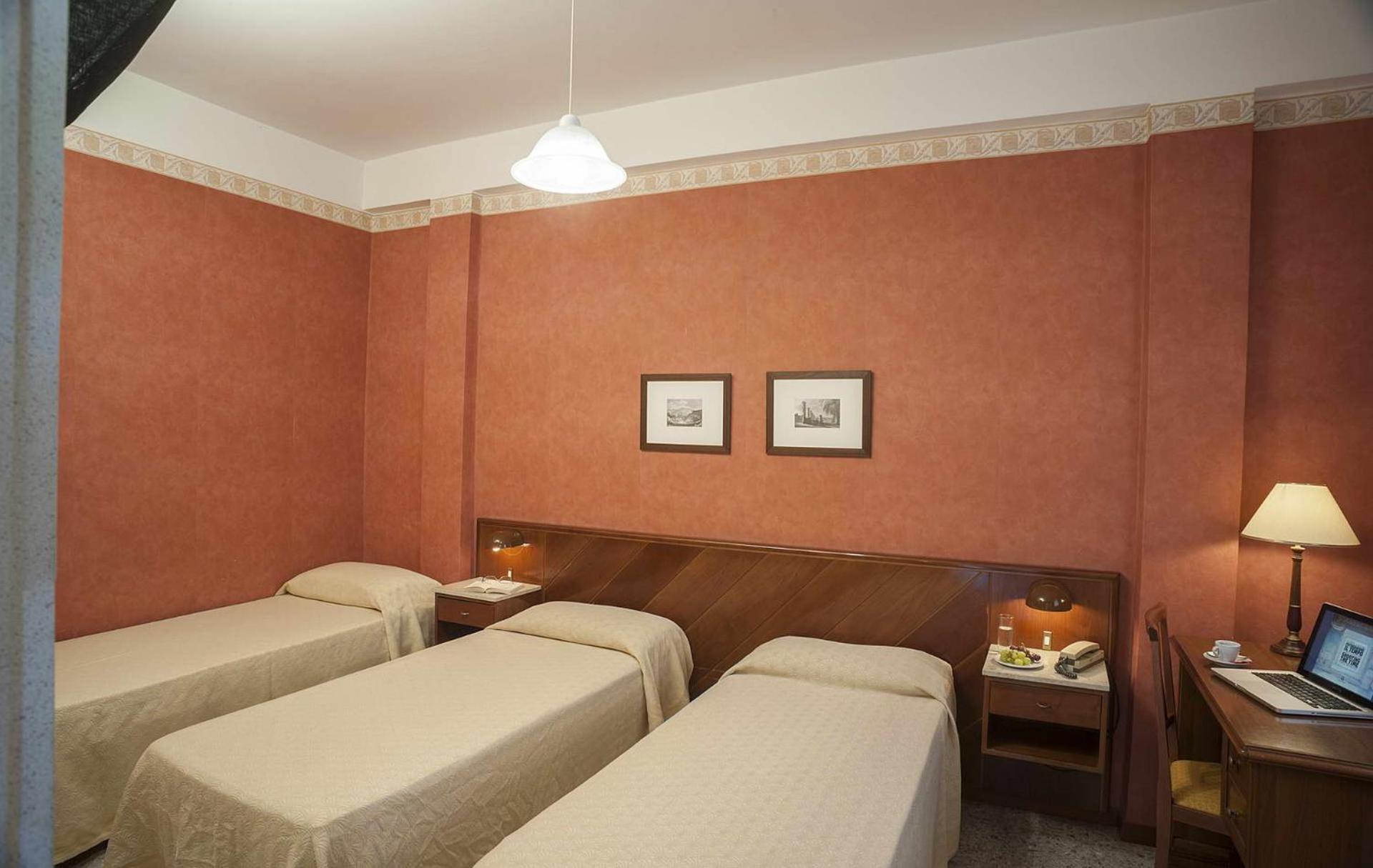 Economy Room