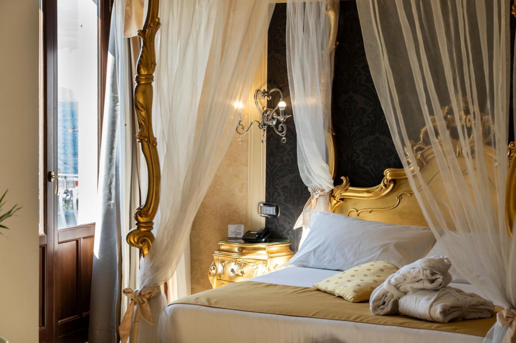 Deluxe Suite Sea View