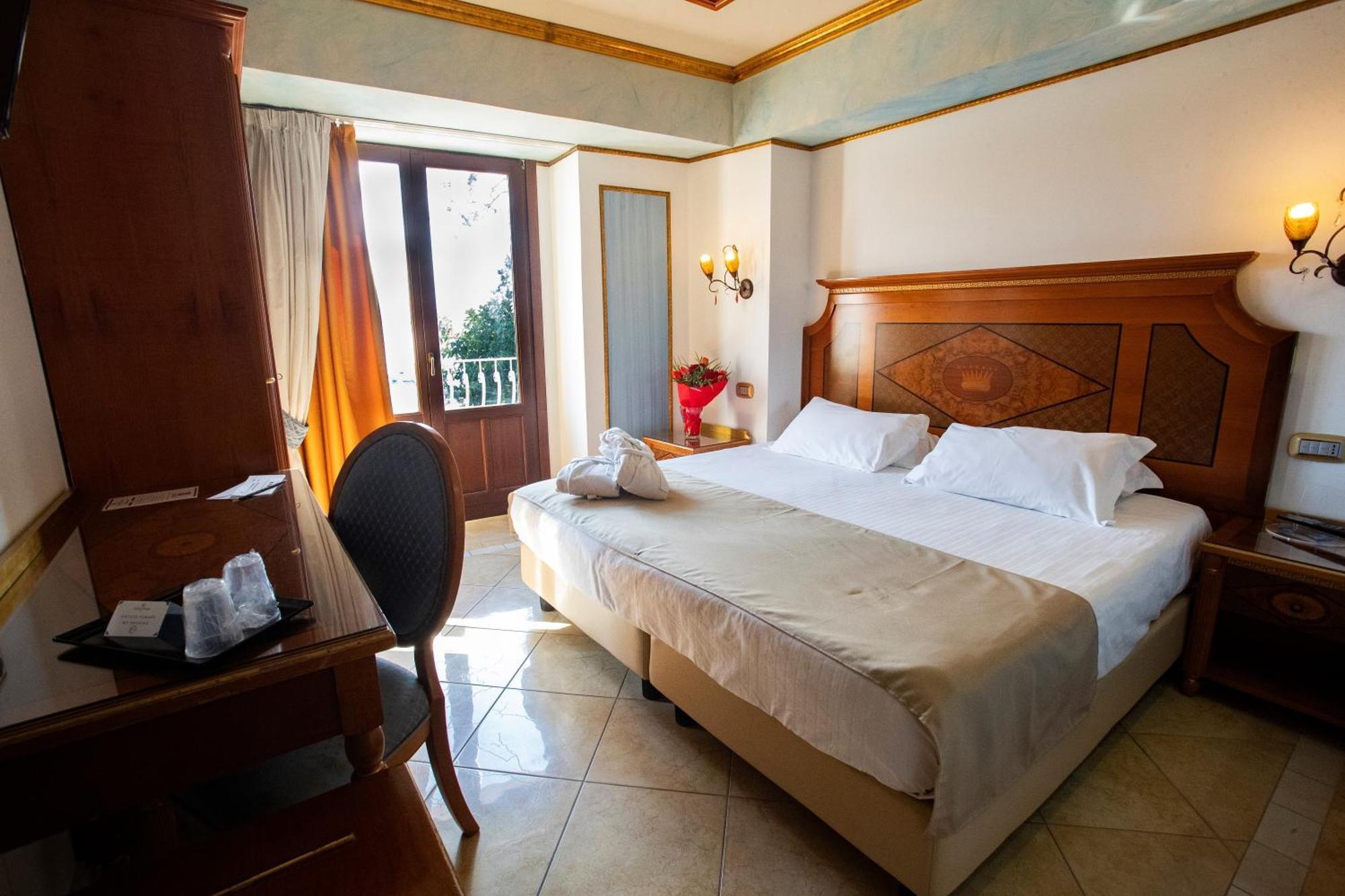 Deluxe Double Room Balcony Sea View