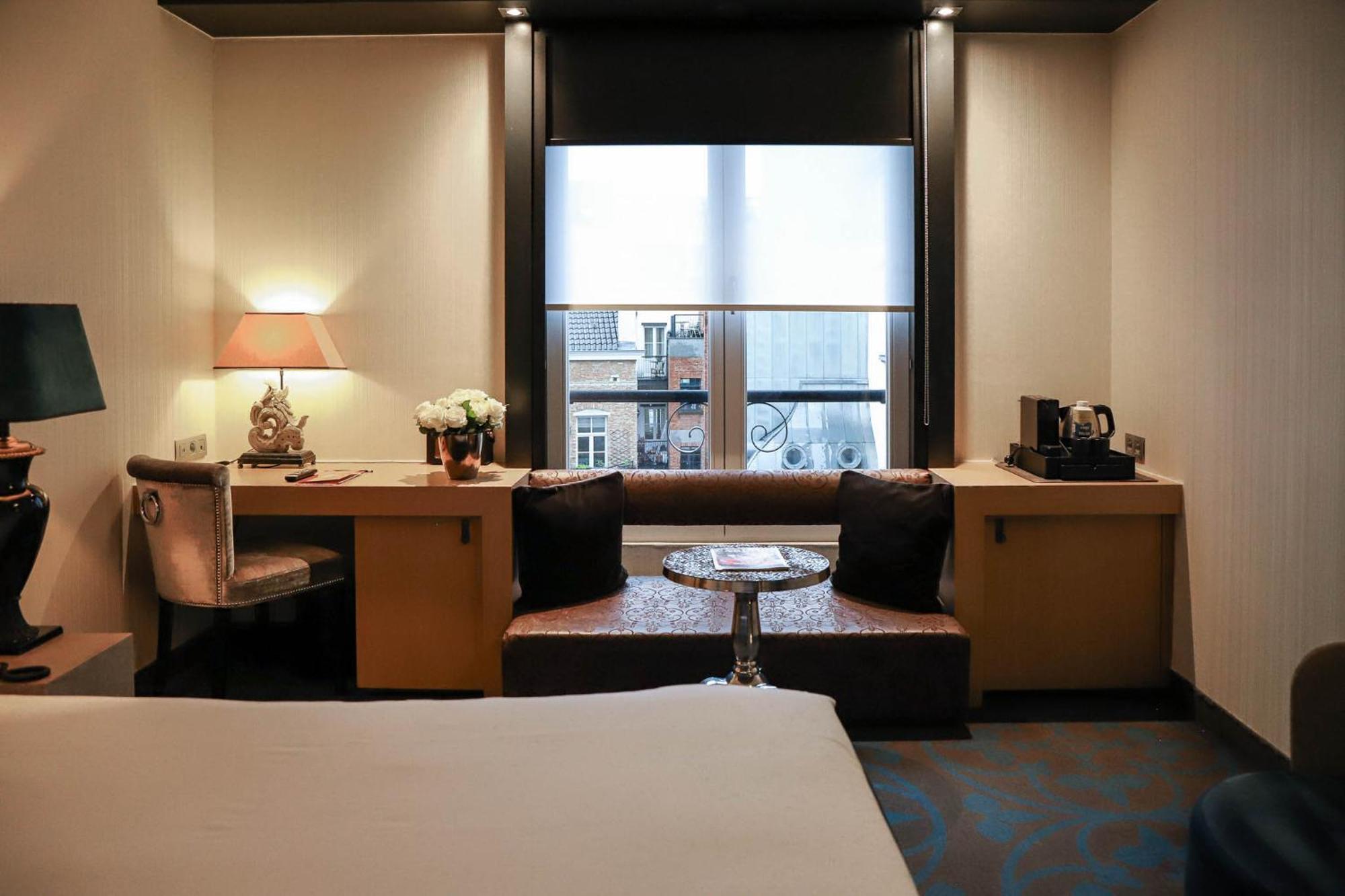 Courtyard Room