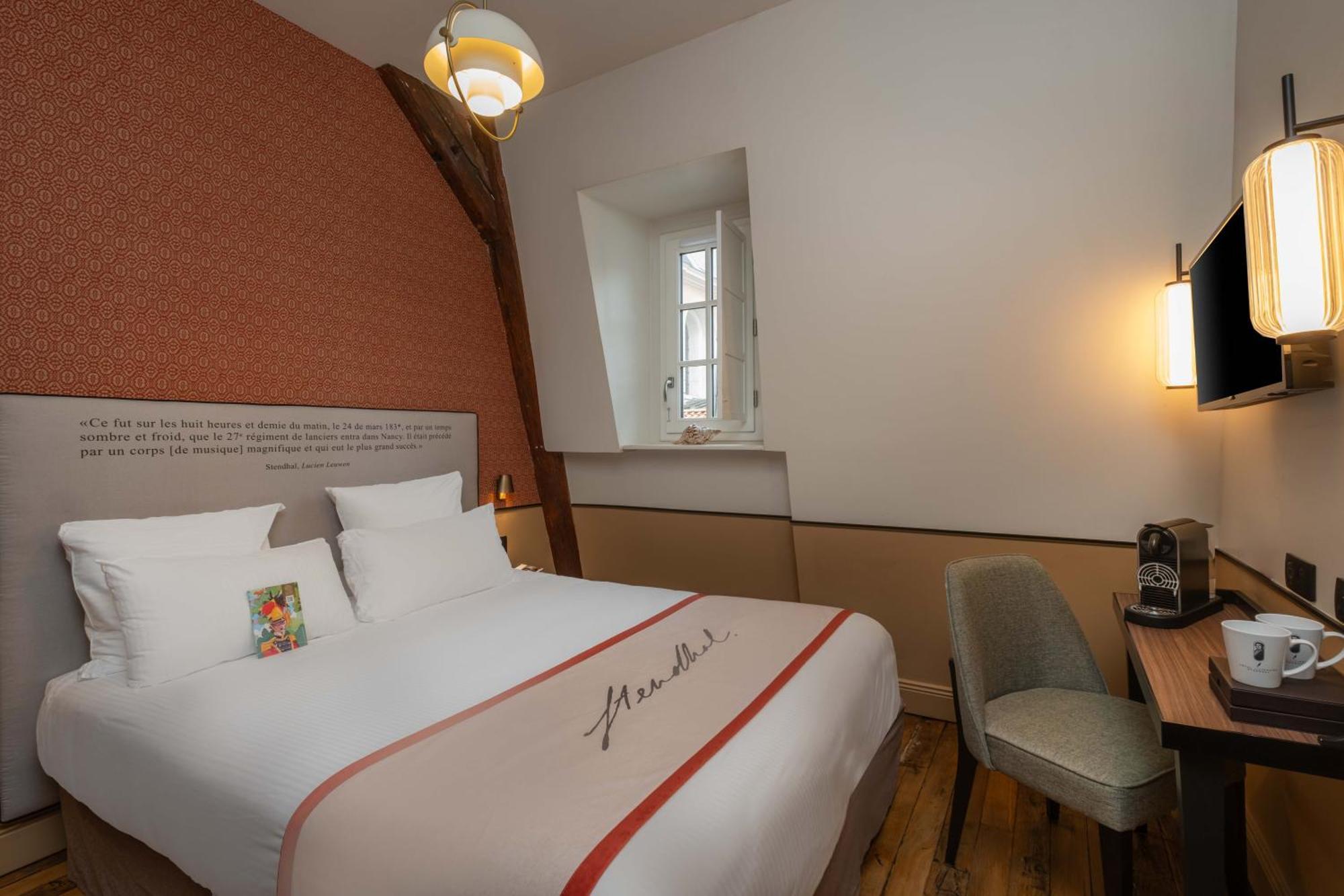 Classic Double Room