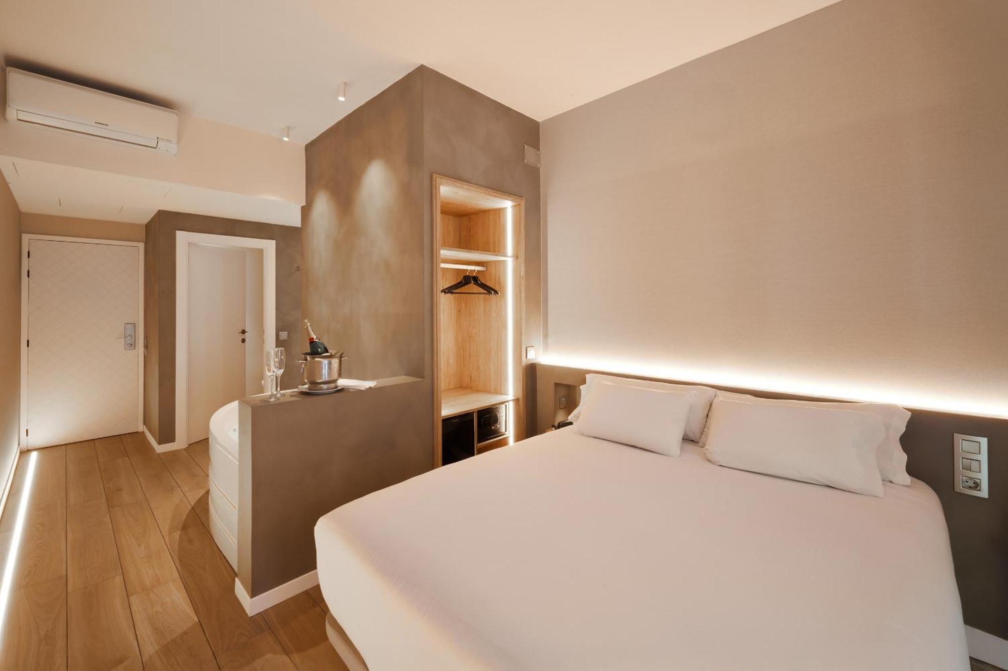 Double Room Spa Bath,1646898591:JPEG