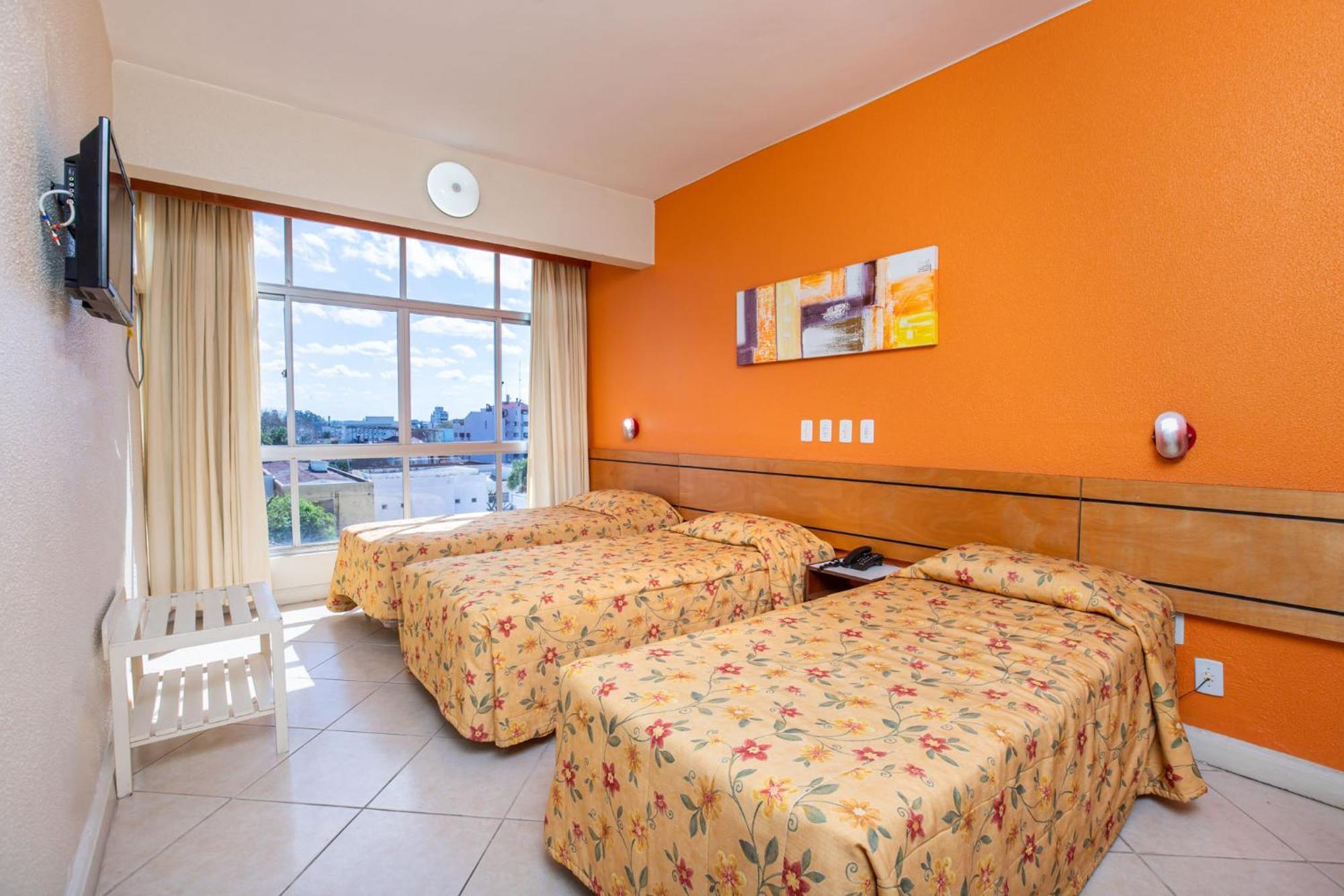 Quarto Triplo Standard