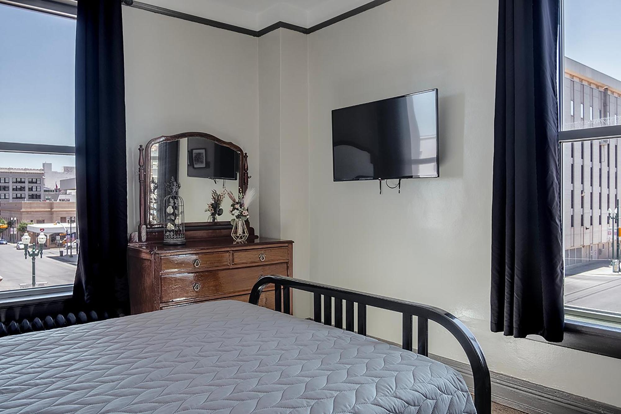 Room One Double Bed Private Bathroom