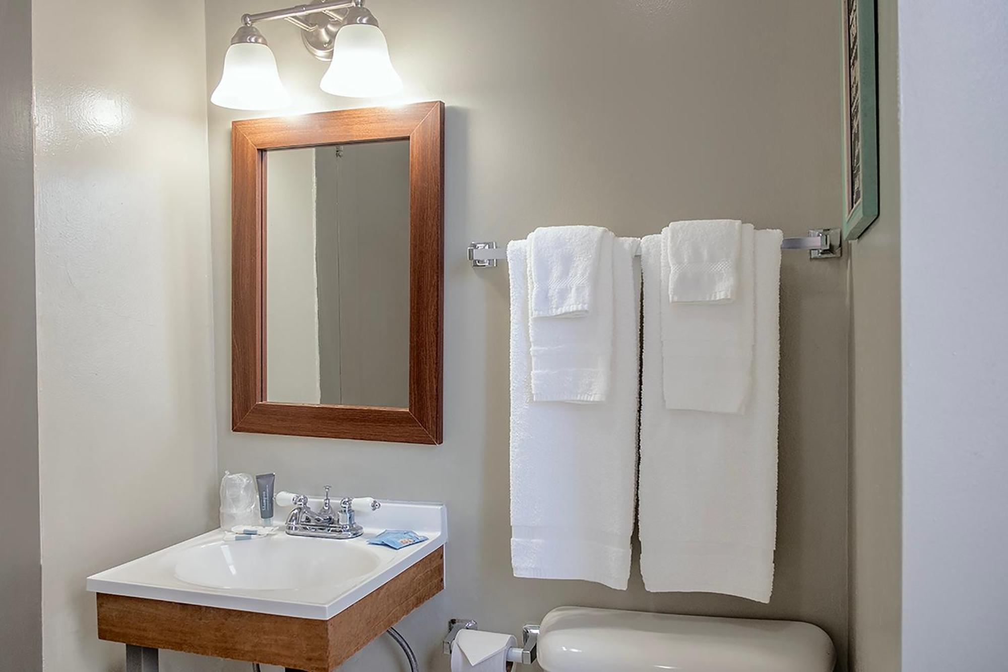 Room One Double Bed Private Bathroom