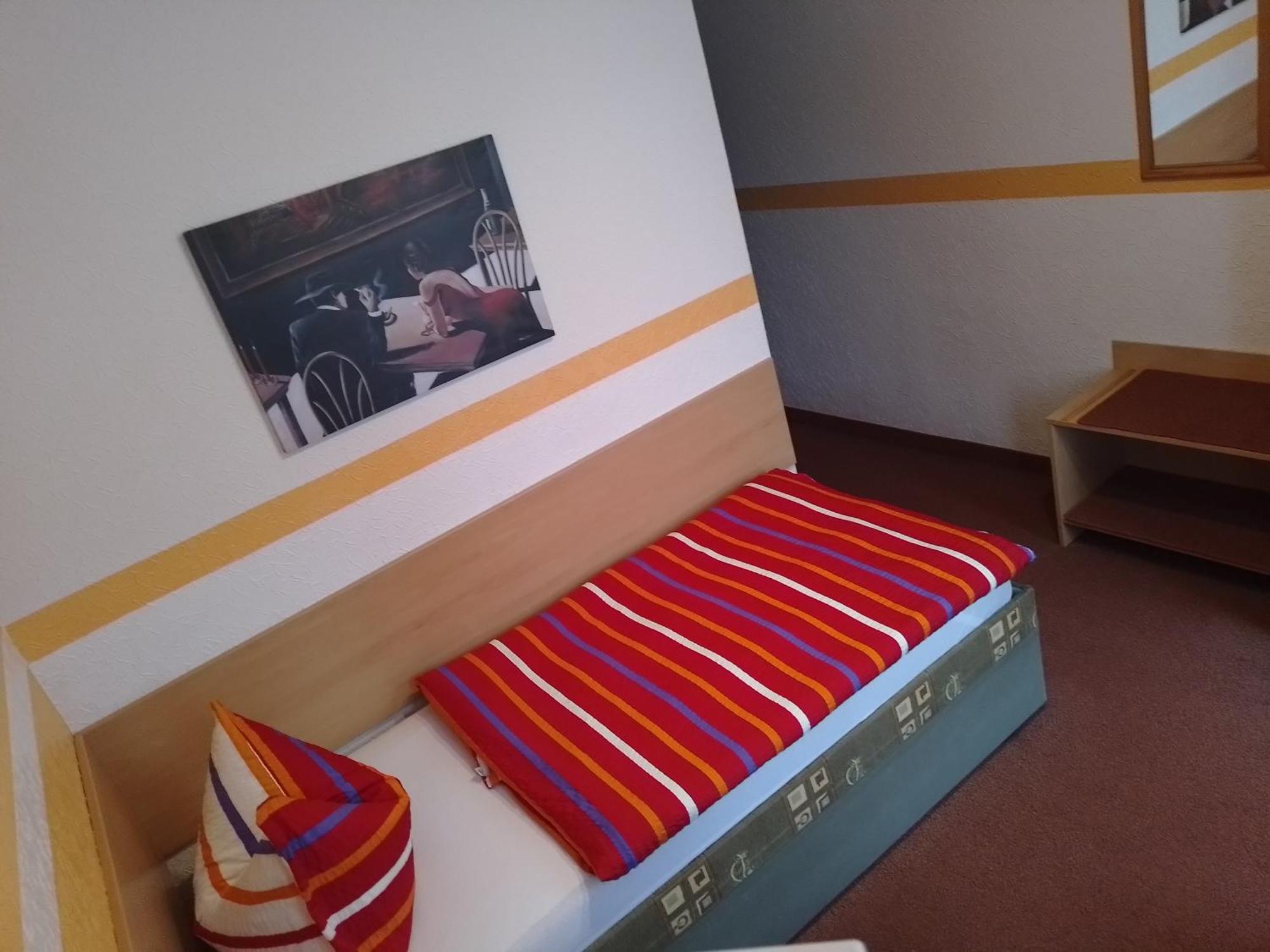 Standard Single Room