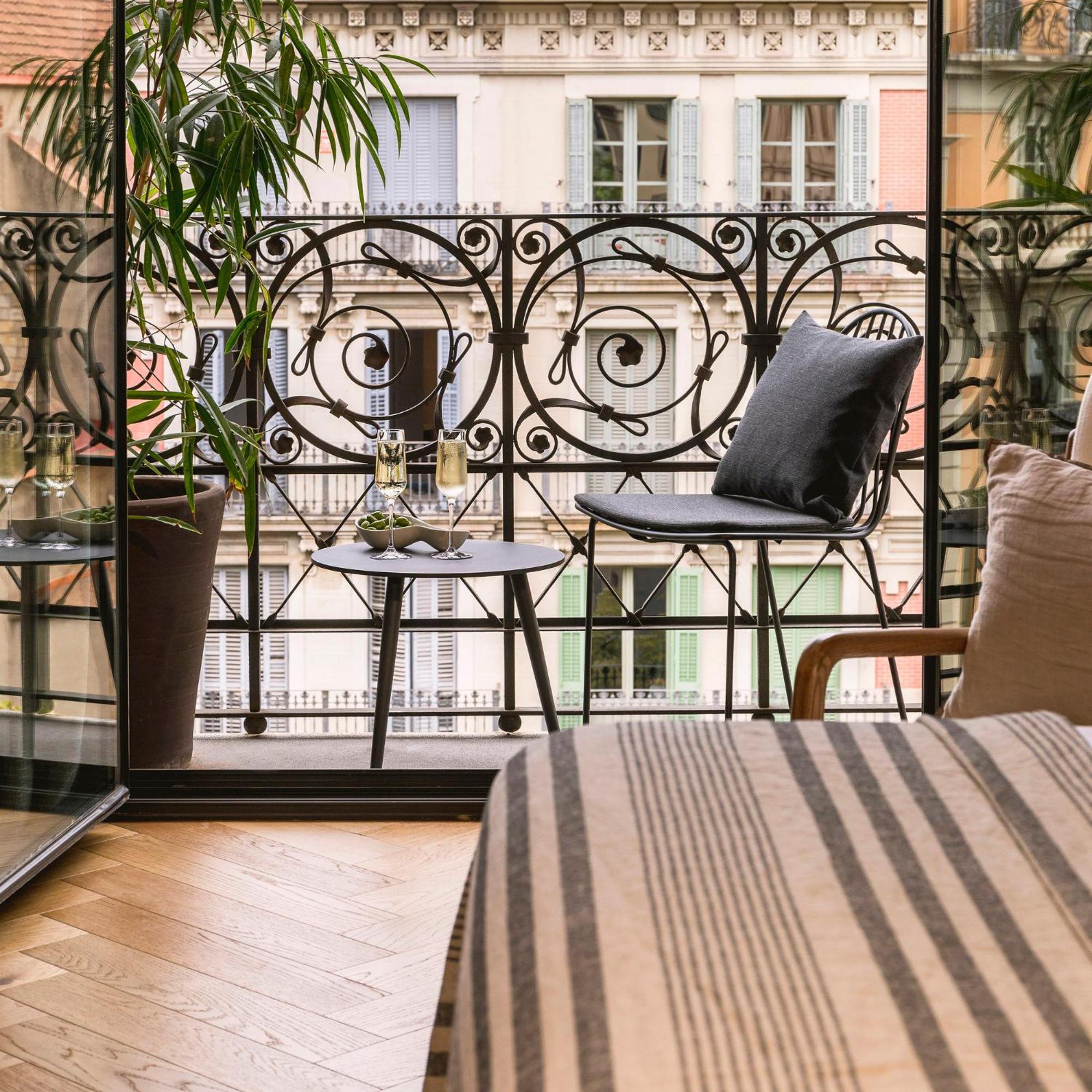 Double or Twin Room Balcony