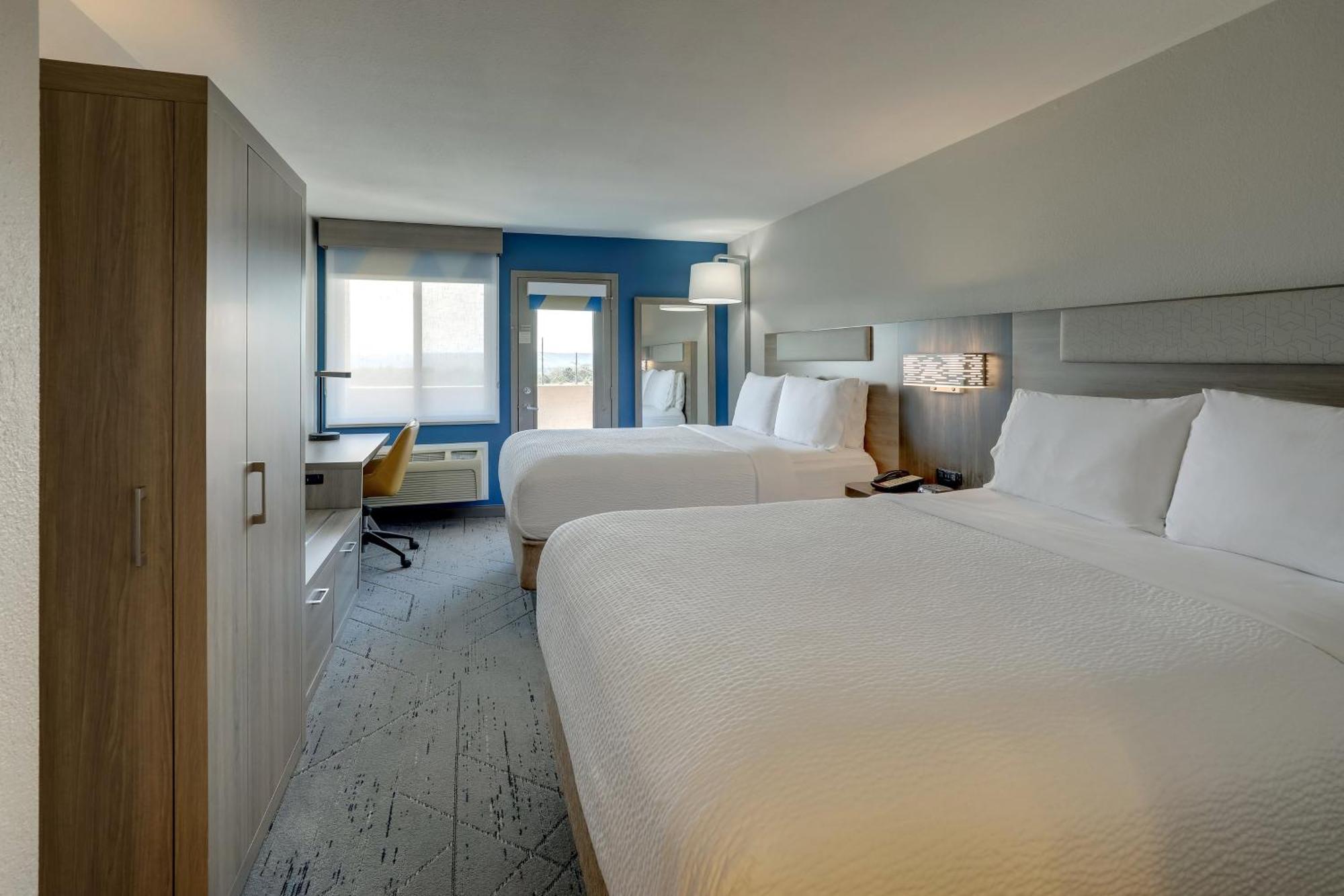Standard Queen Room Two Queen Beds Balcony Poolside View