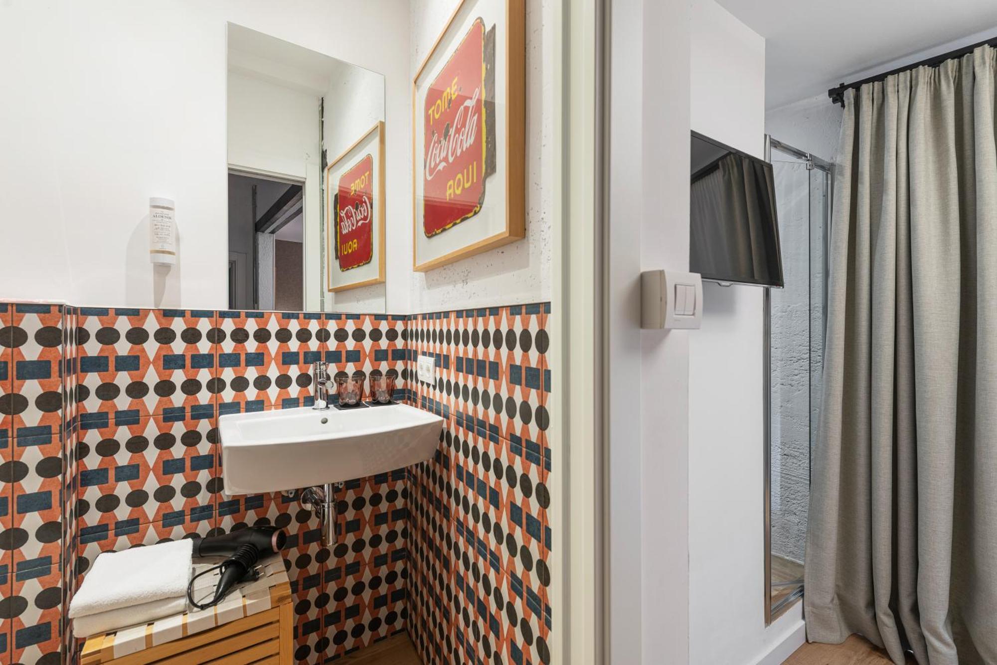 Petite Double Room