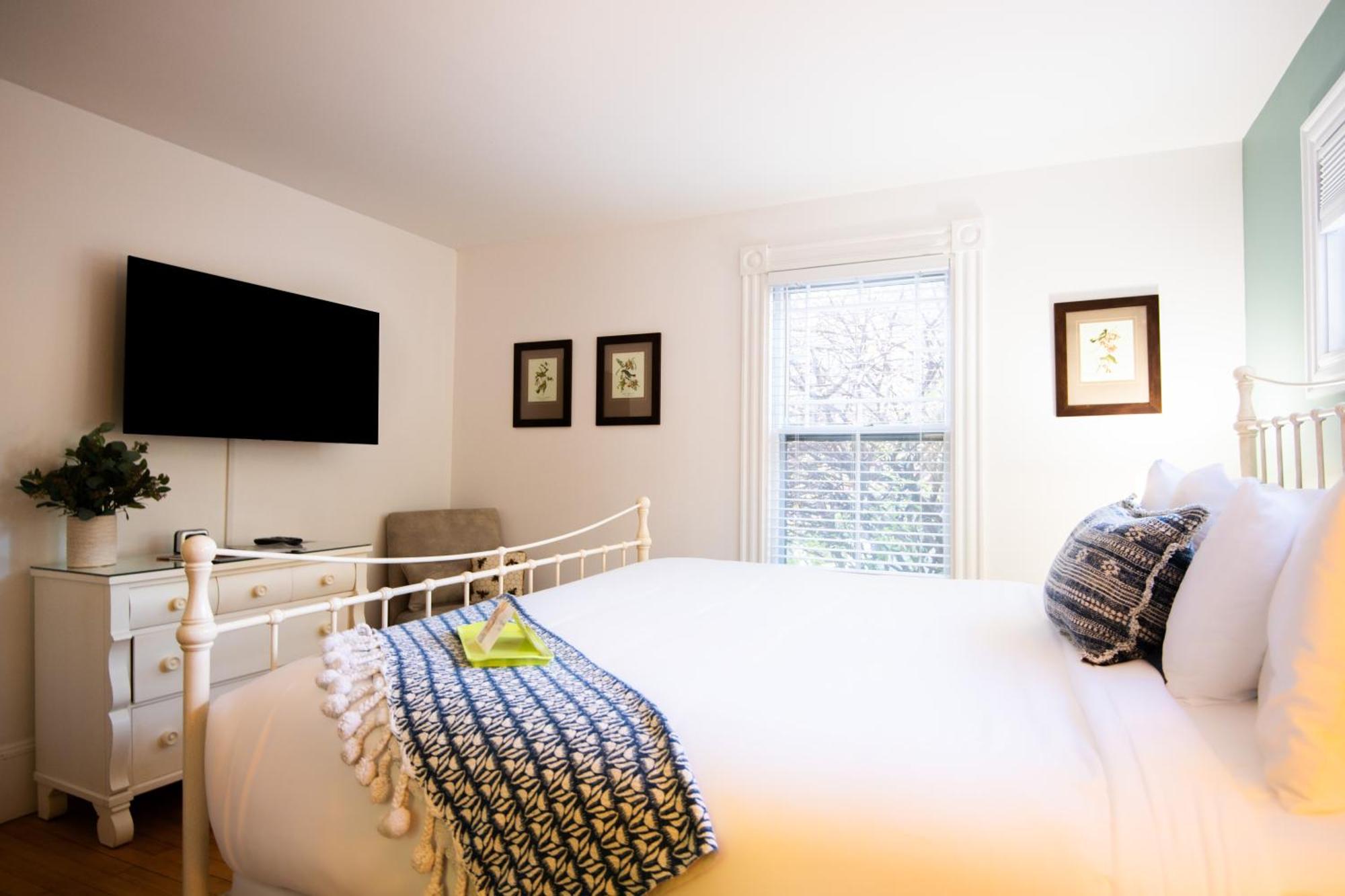 Chauffeur's Cottage First Floor