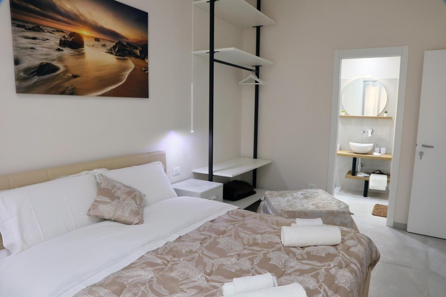 Double Room Private Bathroom