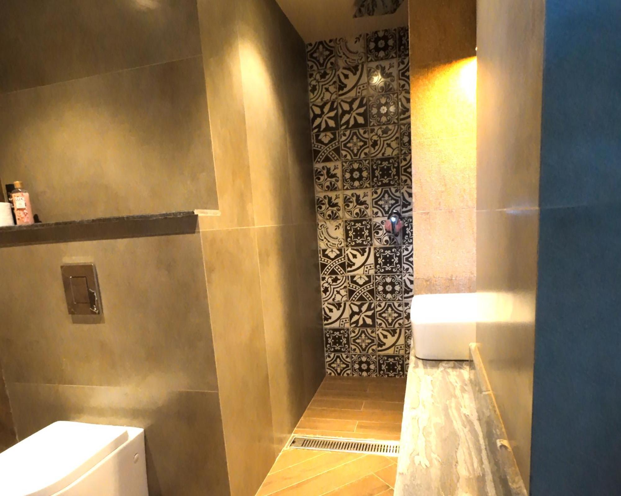 Single Room Private Bathroom