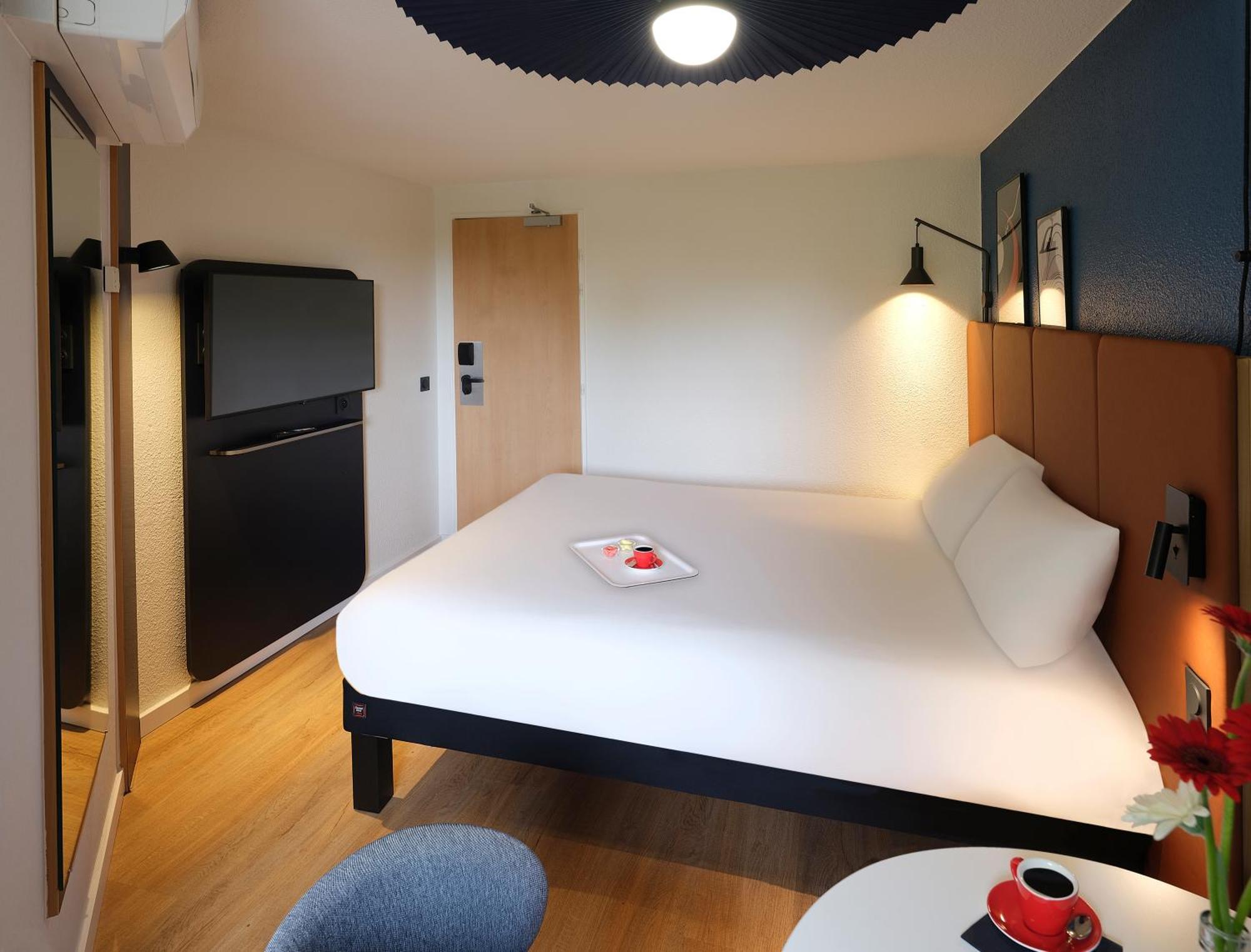Standard Double Room,1648903727:JPEG