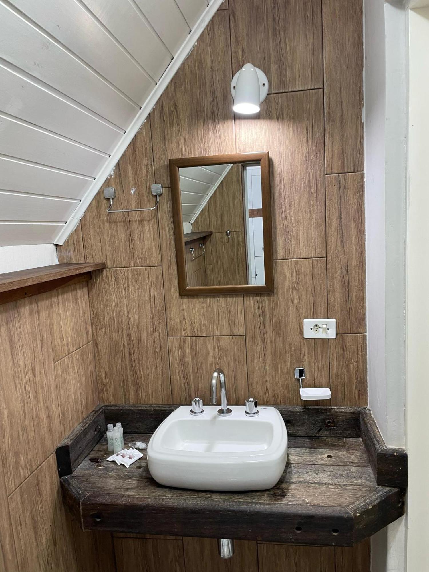 Deluxe Triple Room,1648938653:JPEG