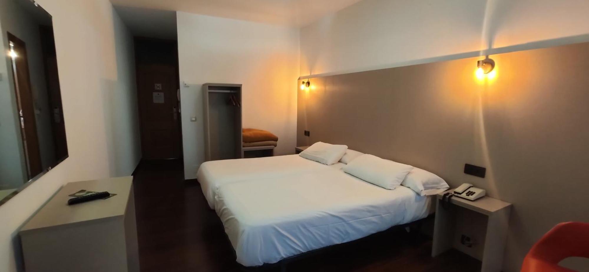 Superior Twin Room City View