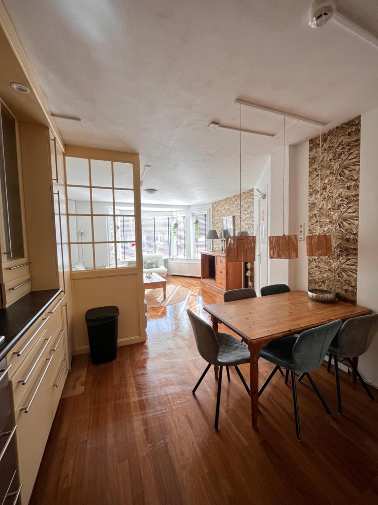 Apartment max