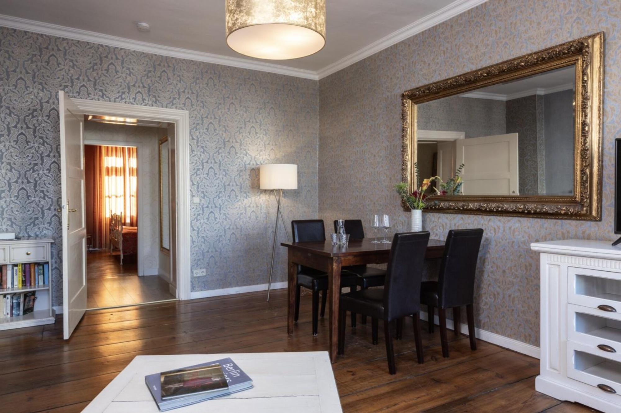 One-Bedroom Apartment Garden View
