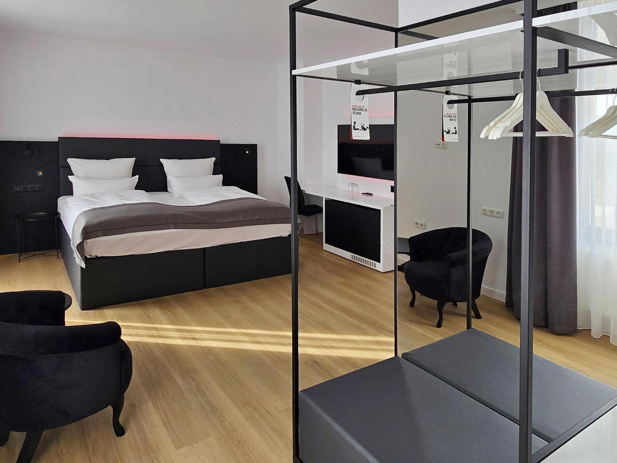 Premium Double Room,1649017483:JPEG