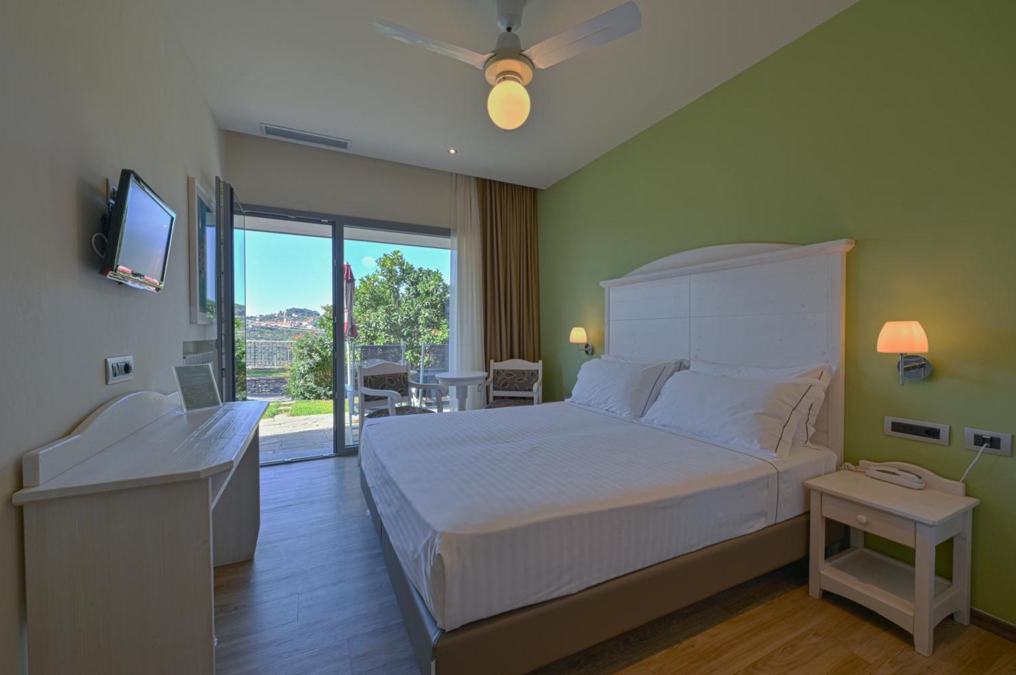 Standard Double Room,1649027869:JPEG