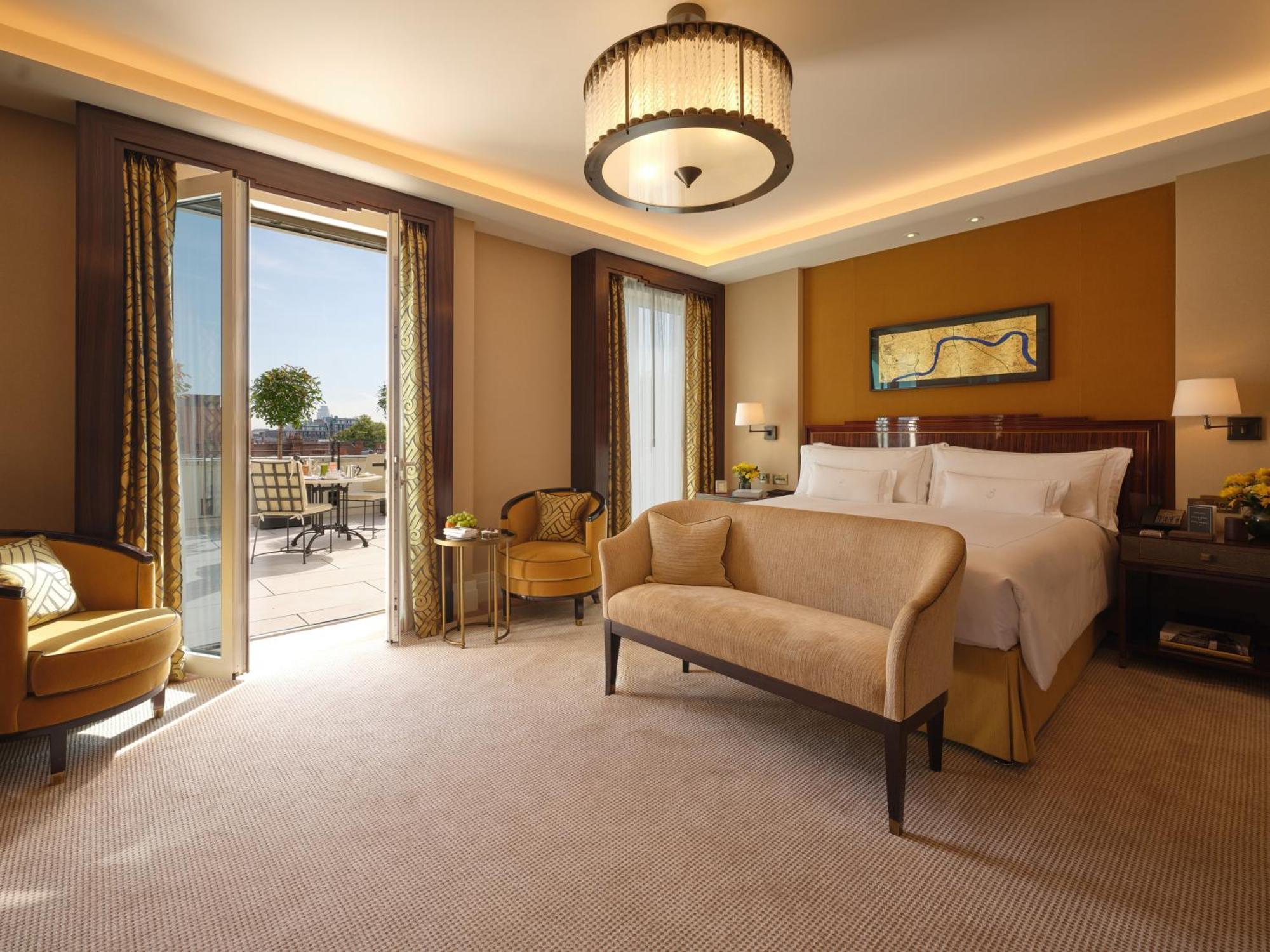 Premier Junior Suite,1649036683:JPEG
