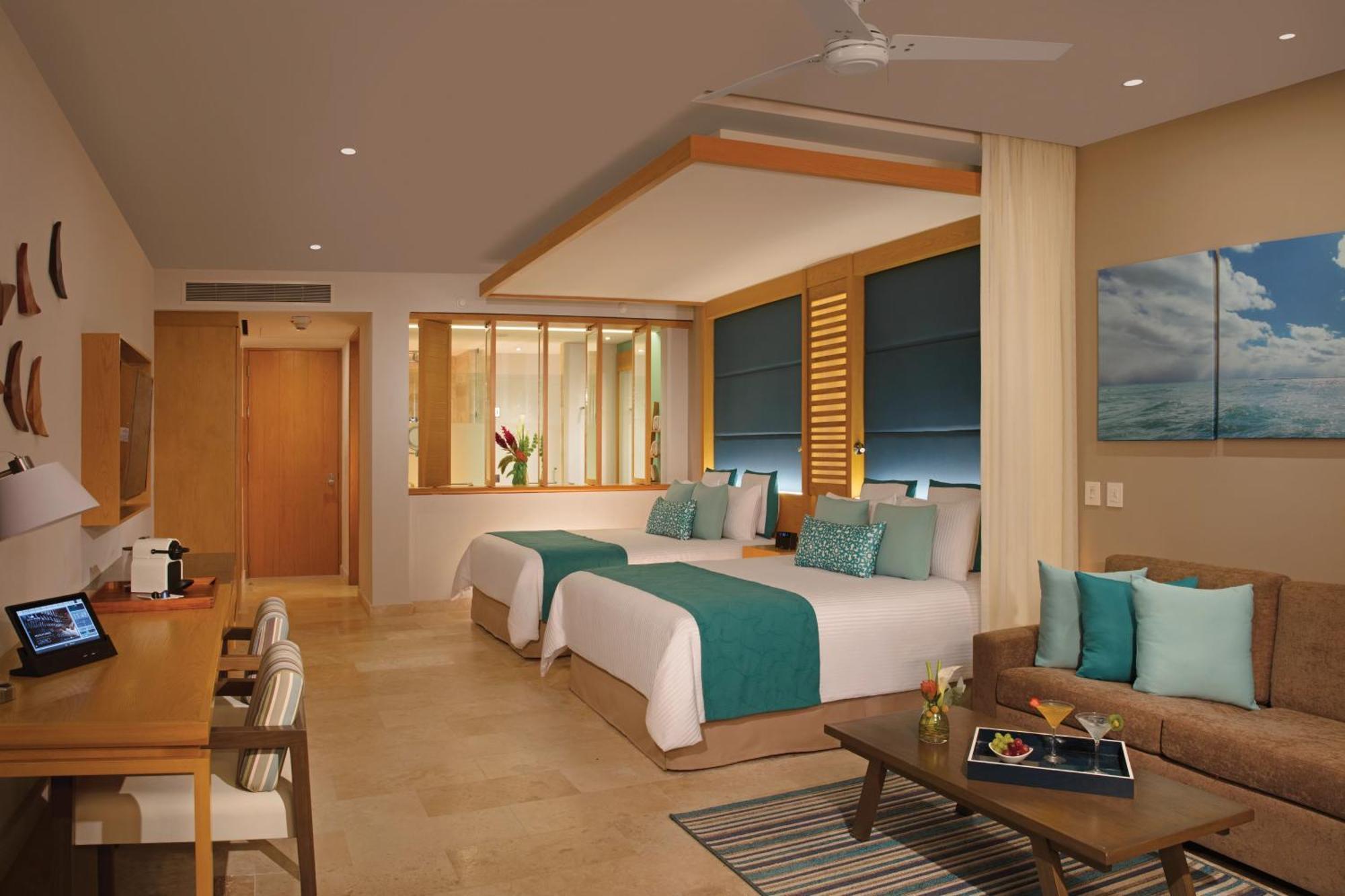 Junior Suite Garden View 2 Queen Beds