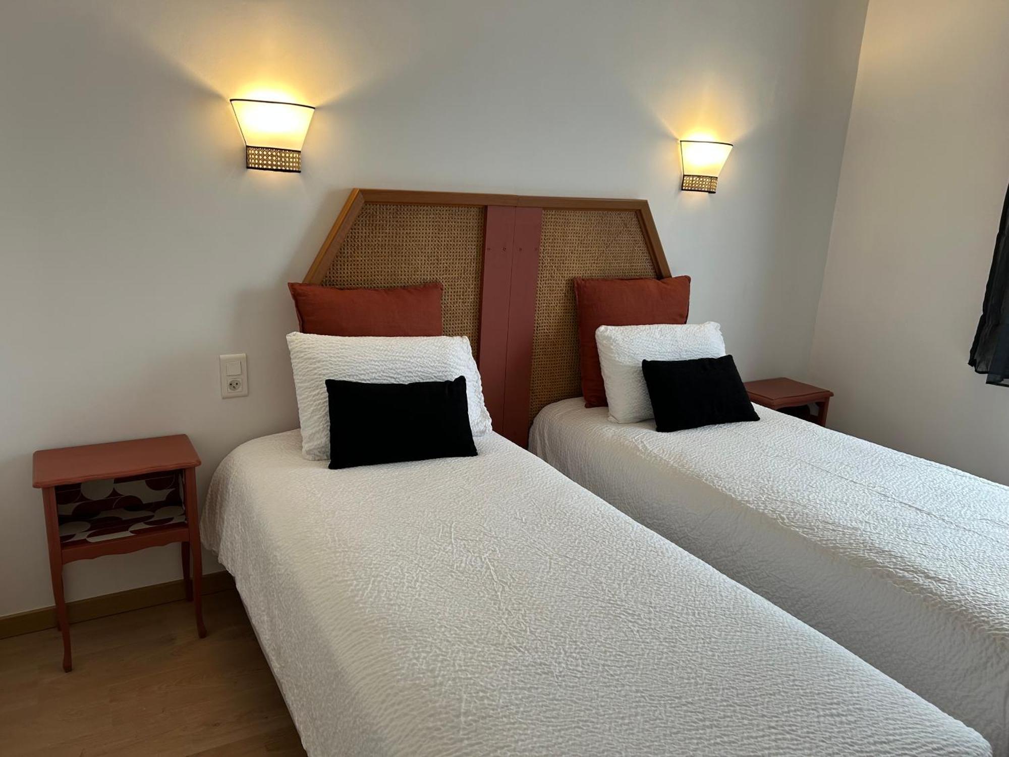 King Size or Twin Room