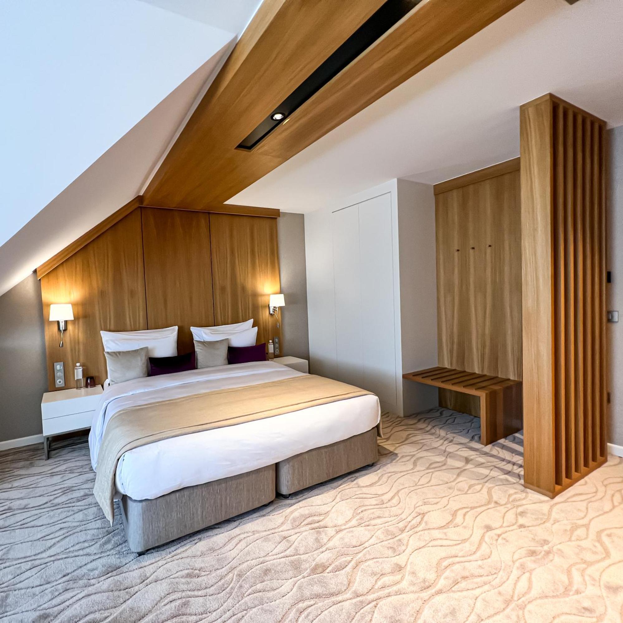 Double Room Deluxe,1693435662:JPEG