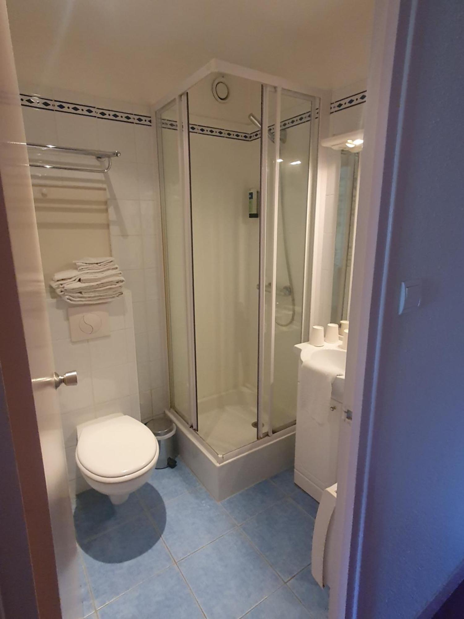 Standard Double Room Air Conditioning,1649880923:JPEG
