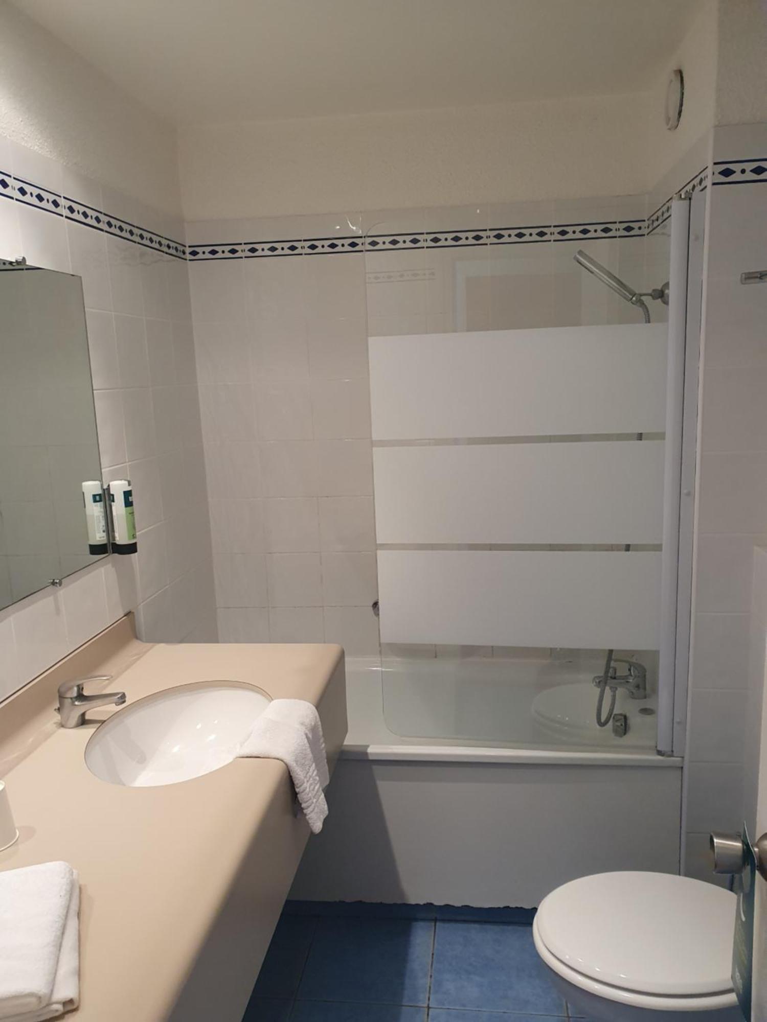 Superior Double Room Air Conditioning,1649880924:JPEG