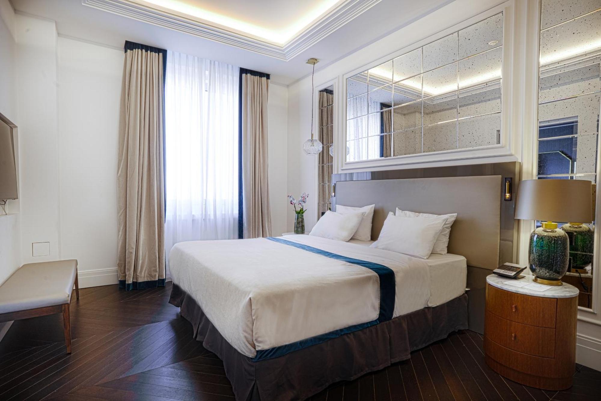 Executive King Room