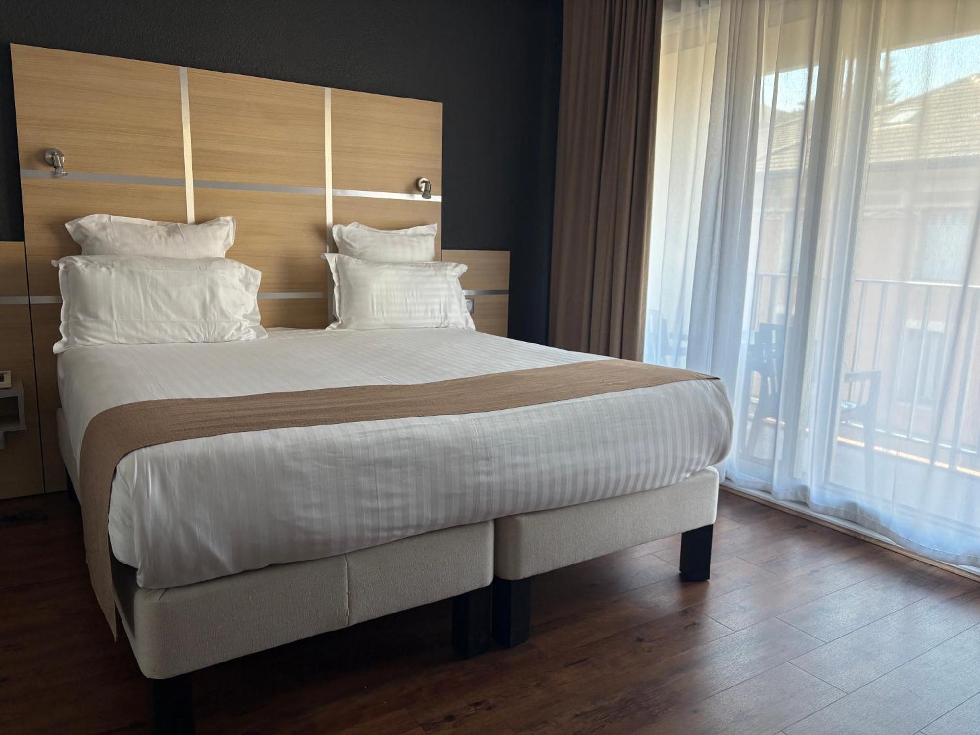 Standard King Room,1649891494:JPEG