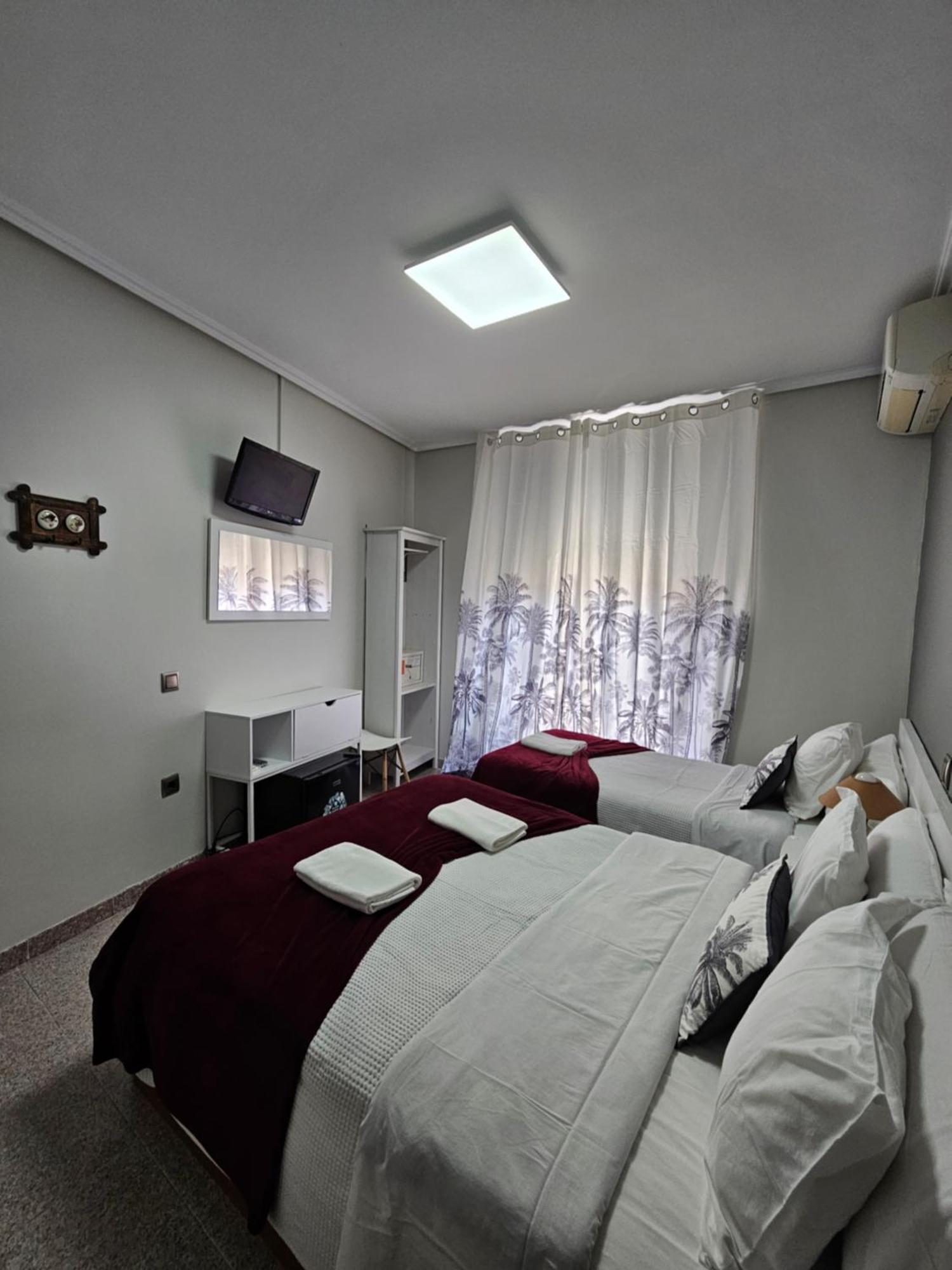 Twin Room,1649898817:JPEG