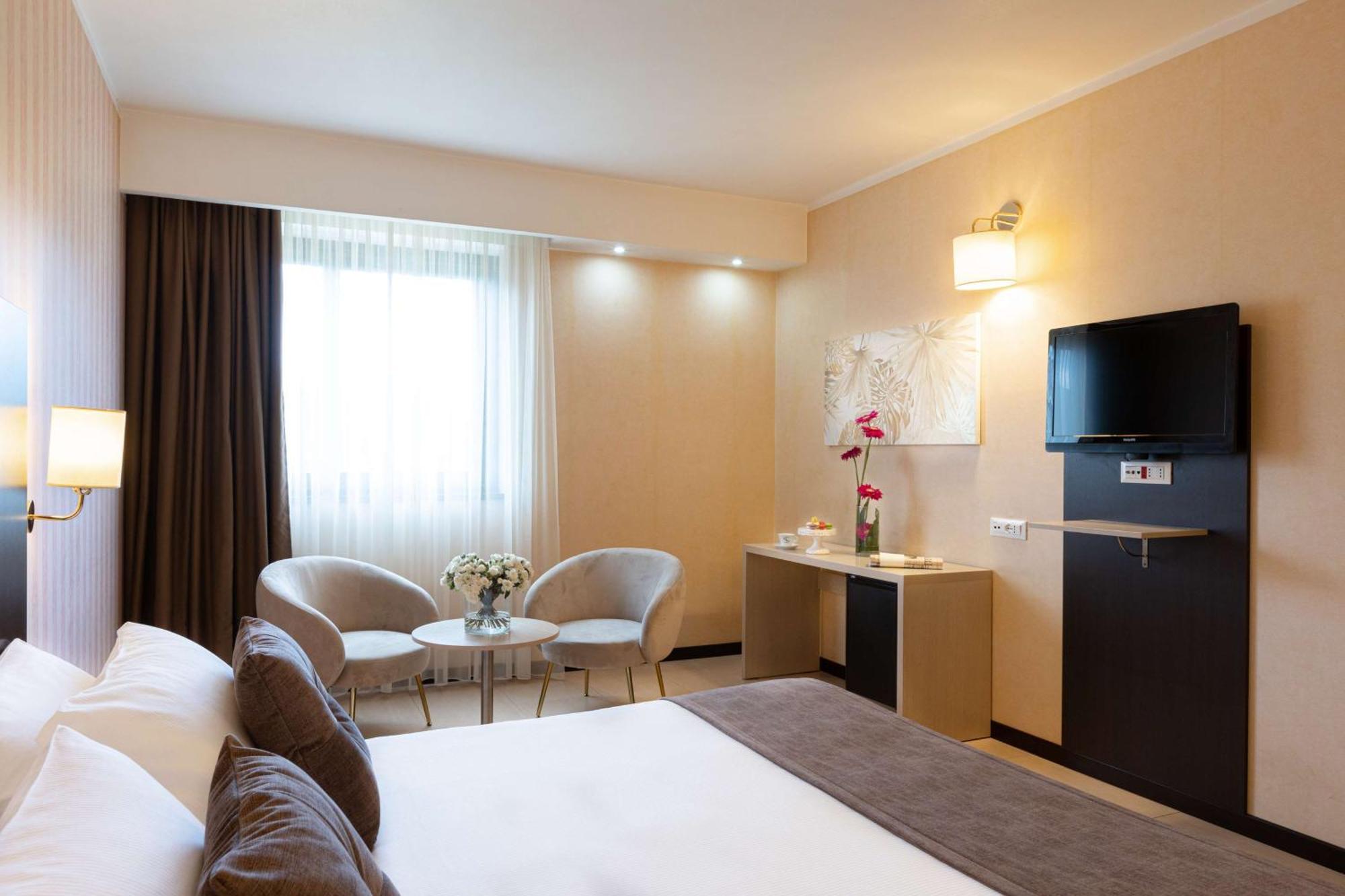 Superior Queen Room