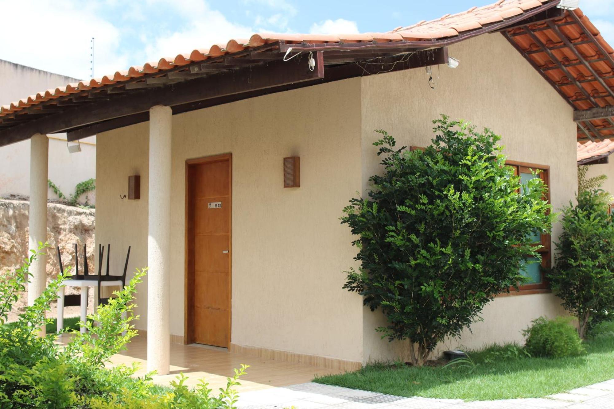 Deluxe Bungalow,1649934107:JPEG