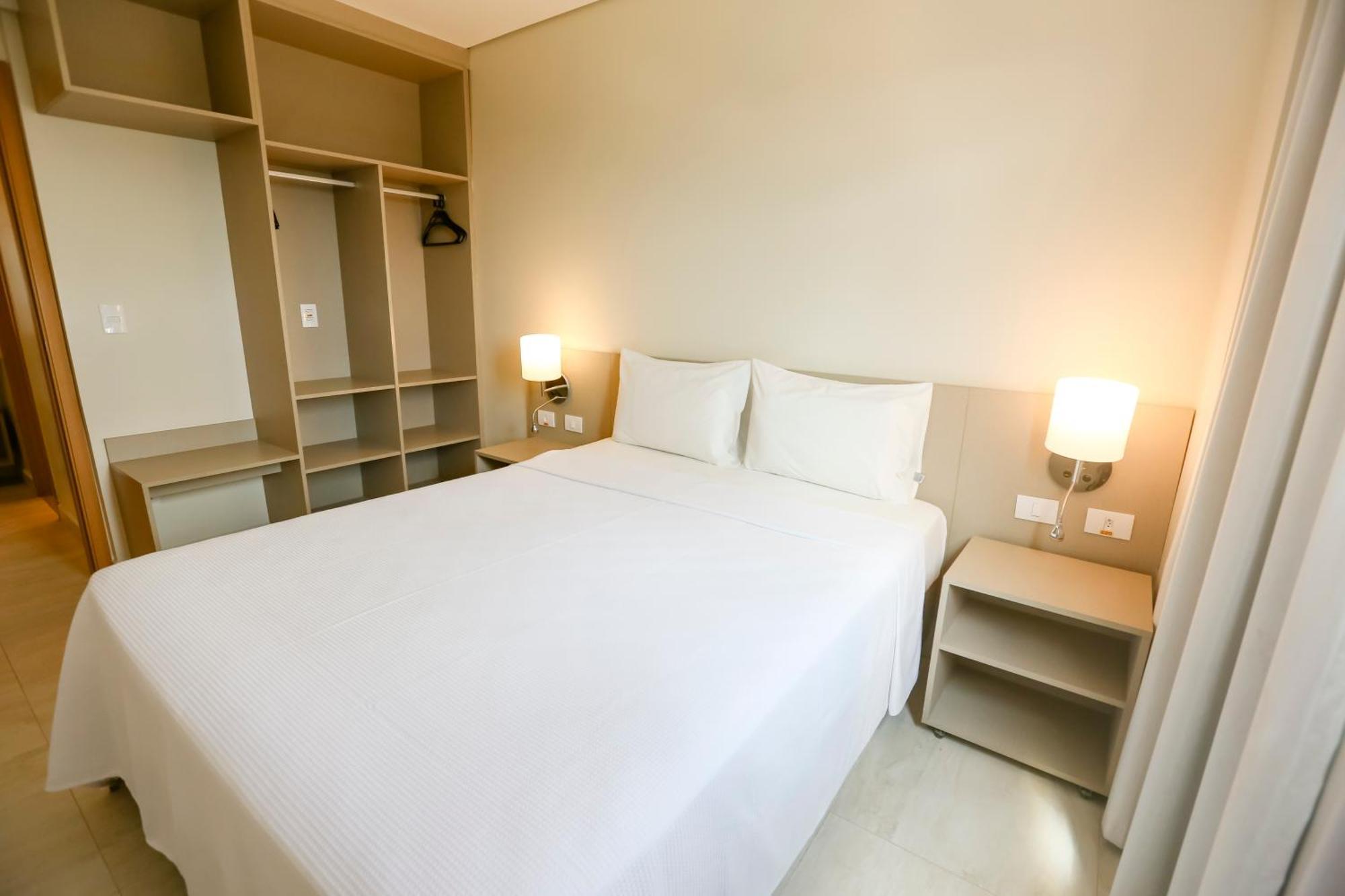 Deluxe Room,1650016893:JPEG