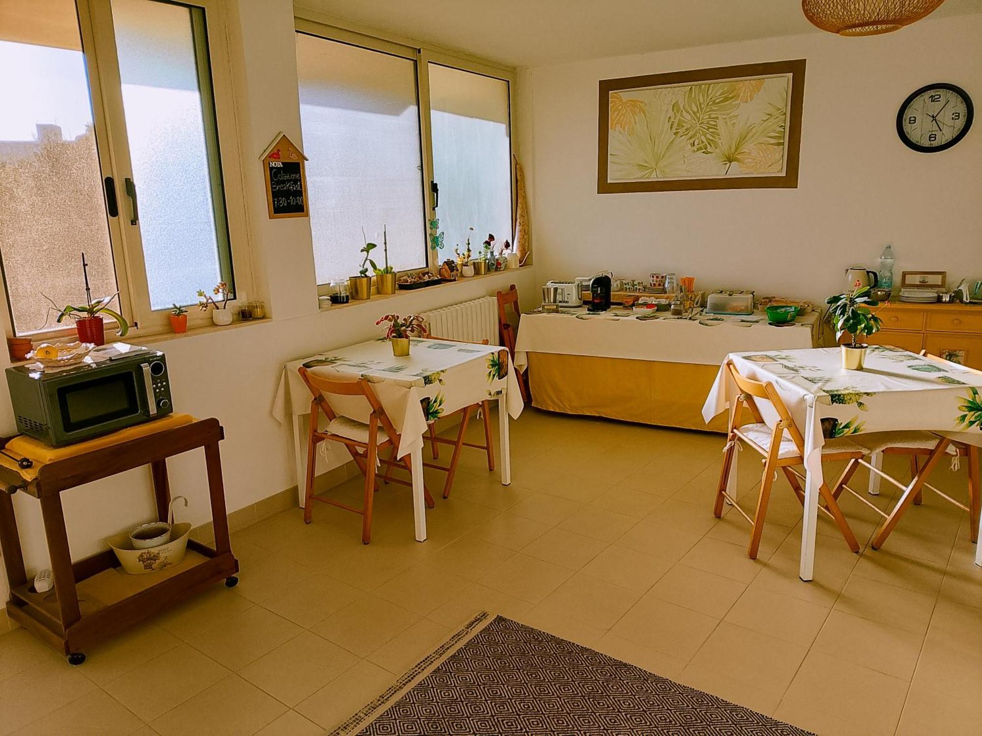 Double Room Private Bathroom
