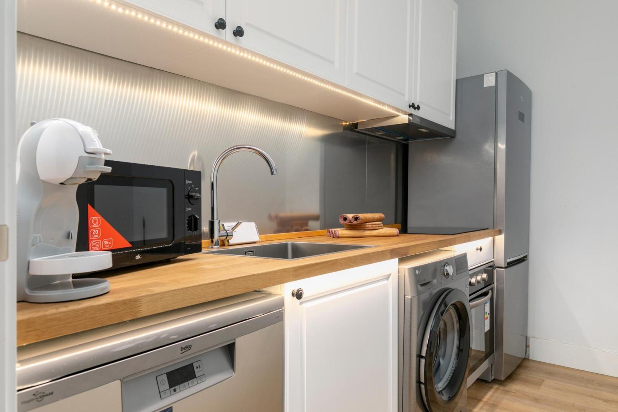 Two-Bedroom Apartment,1651163217:JPEG