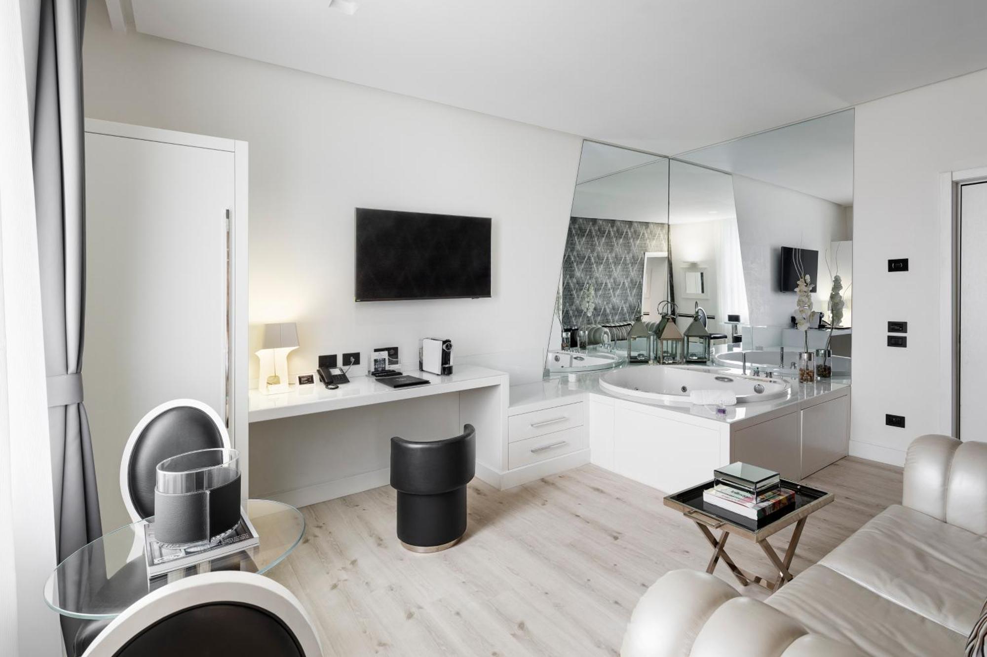 Superior Suite Spa Access