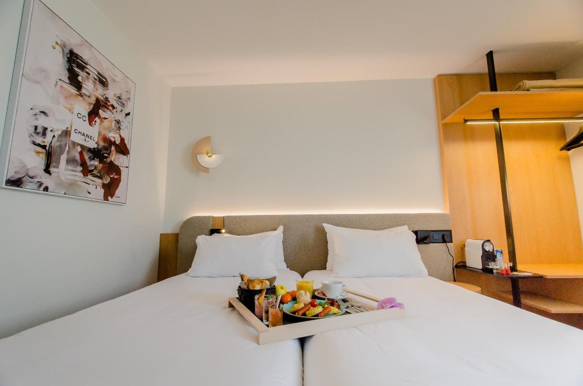 Comfort Twin Room 1 Room 2 Single Beds,1651164440:JPEG