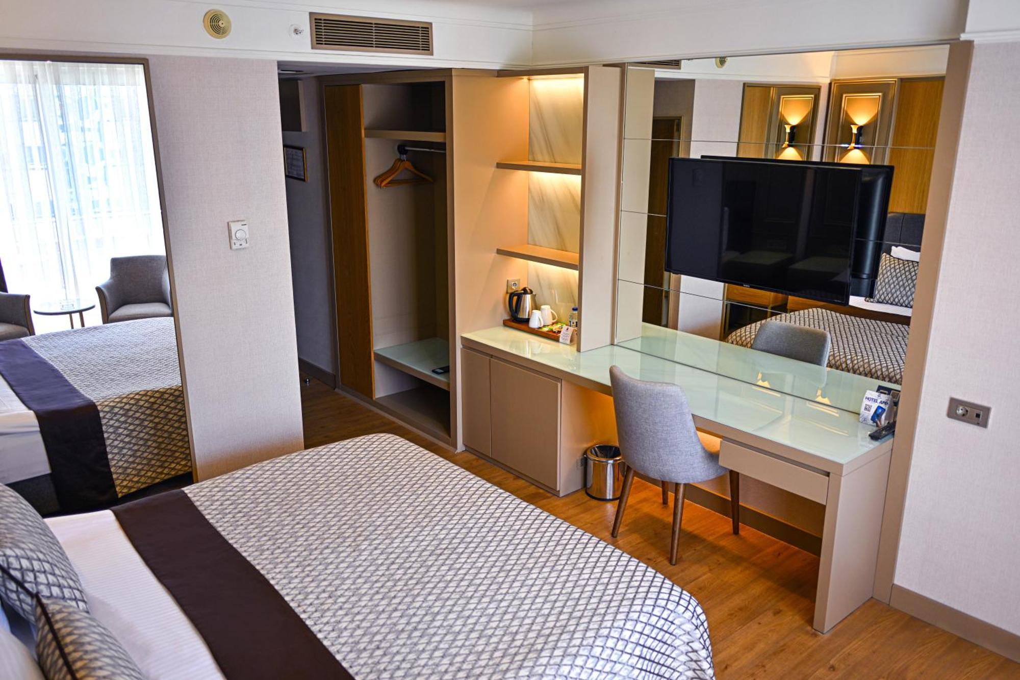Standard Single Room Side Sea View