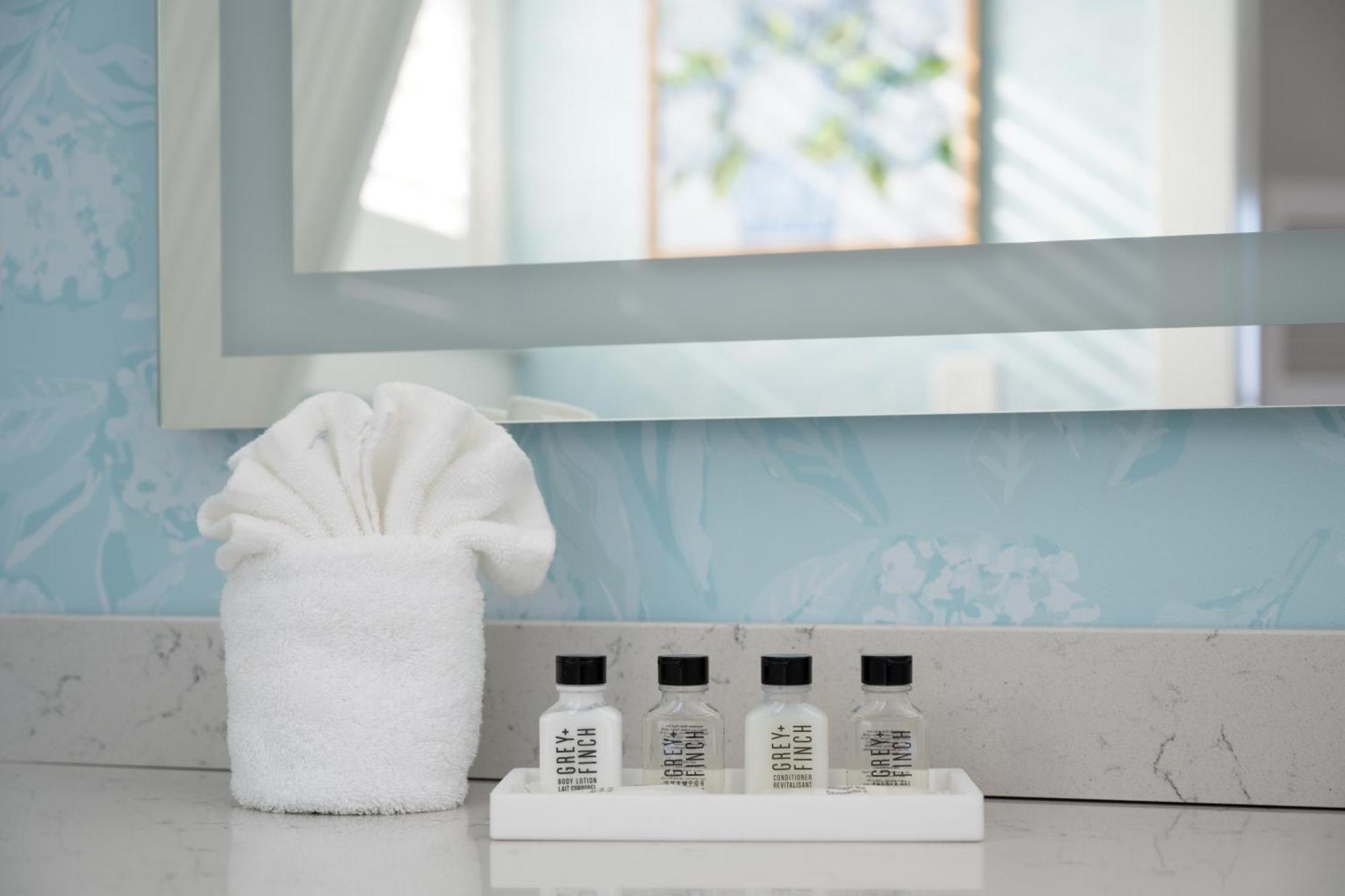 King Suite with Spa Bath