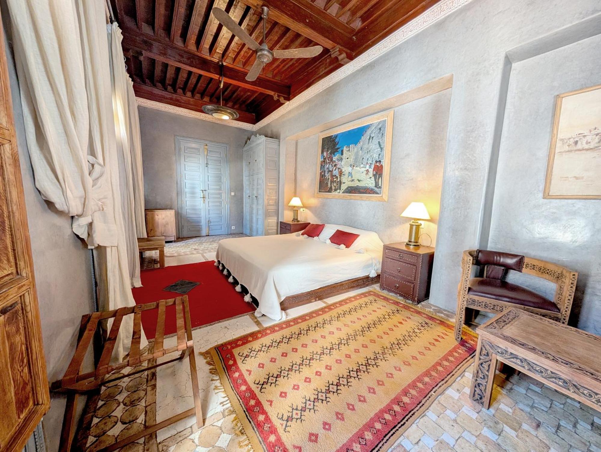 Standard Double Suite