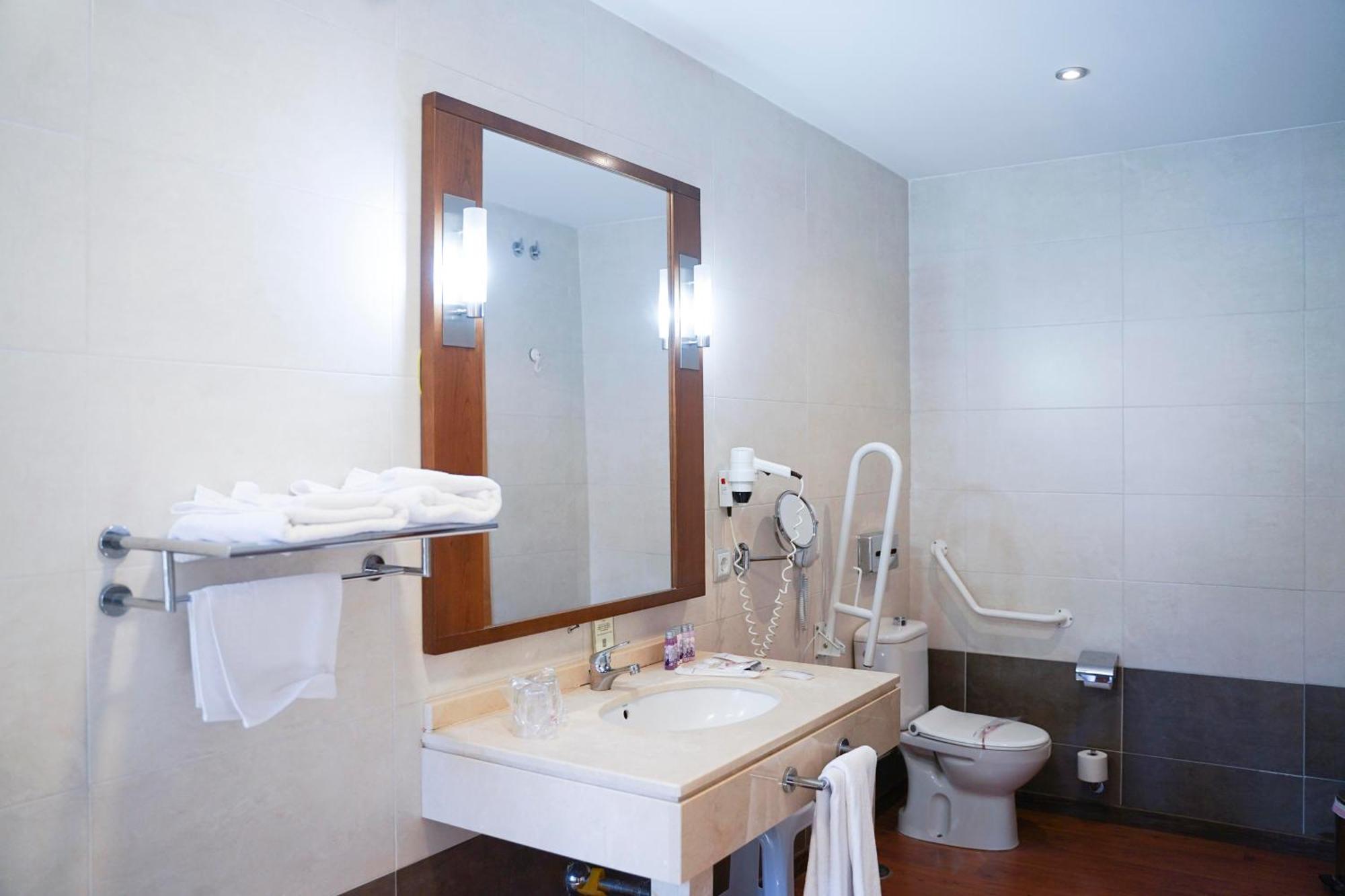 Double Room Disability Access Spa