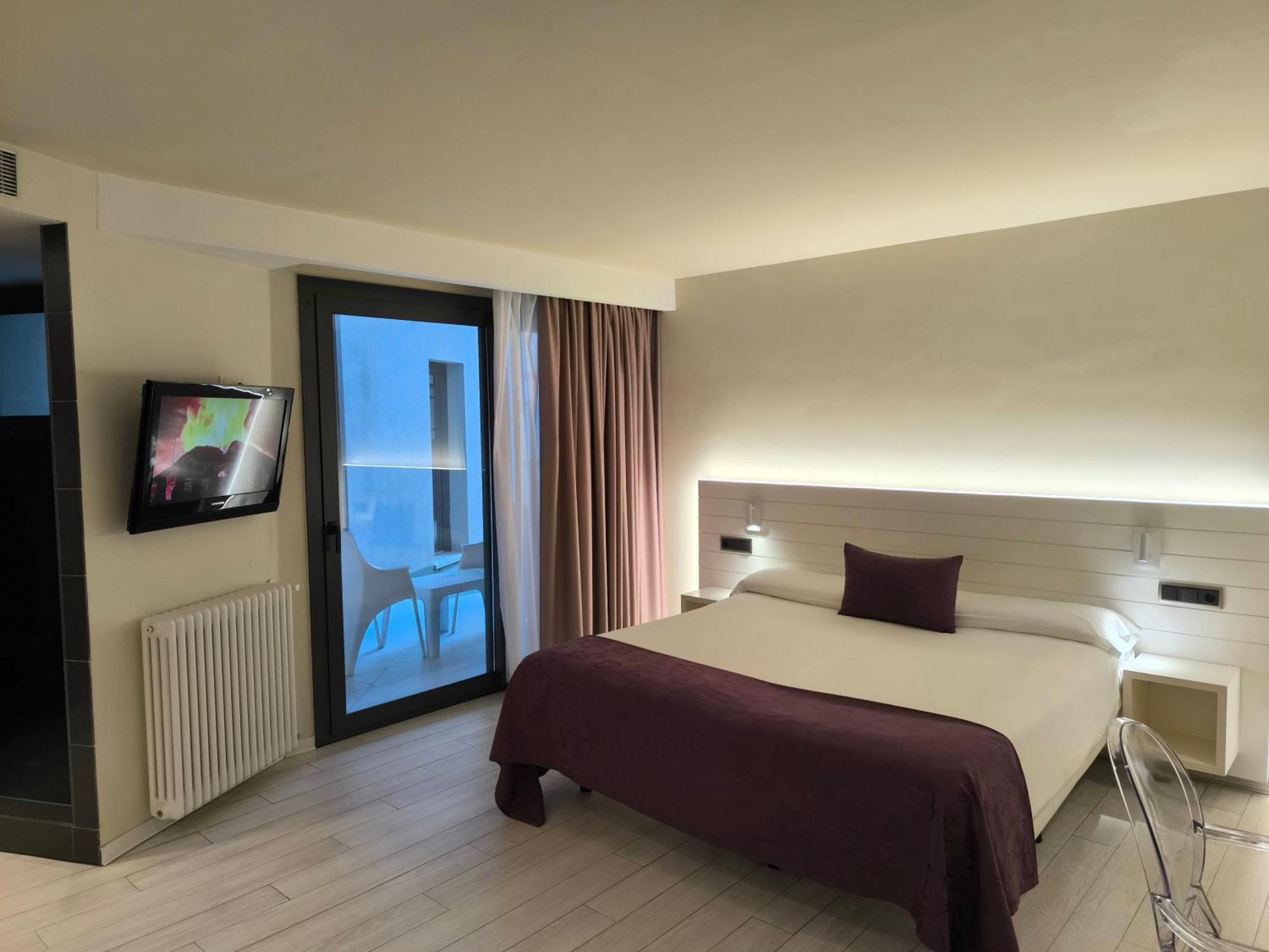 Comfort Double Room with Balcony,1651177748:JPEG
