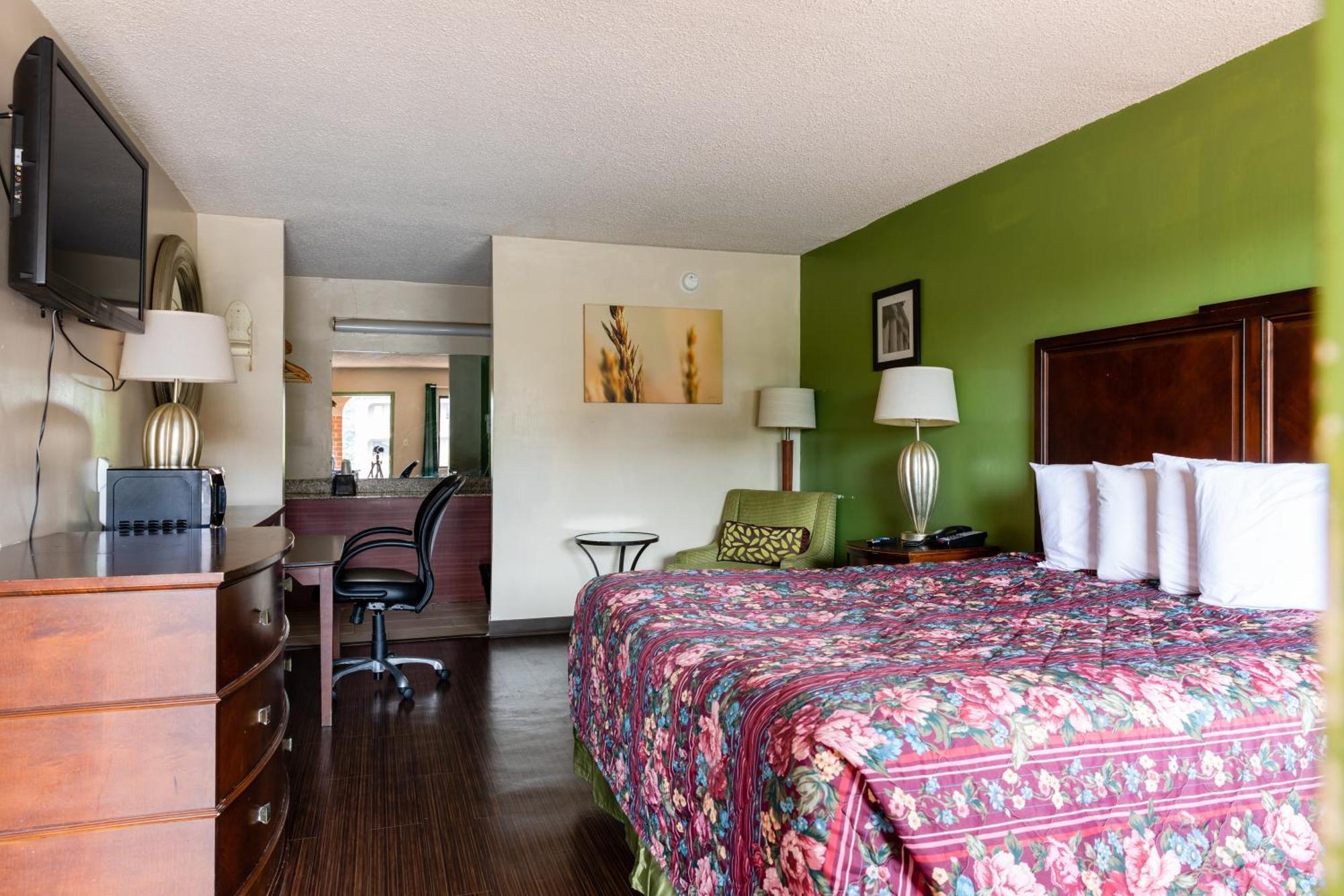 Deluxe King Room,1651179983:JPEG