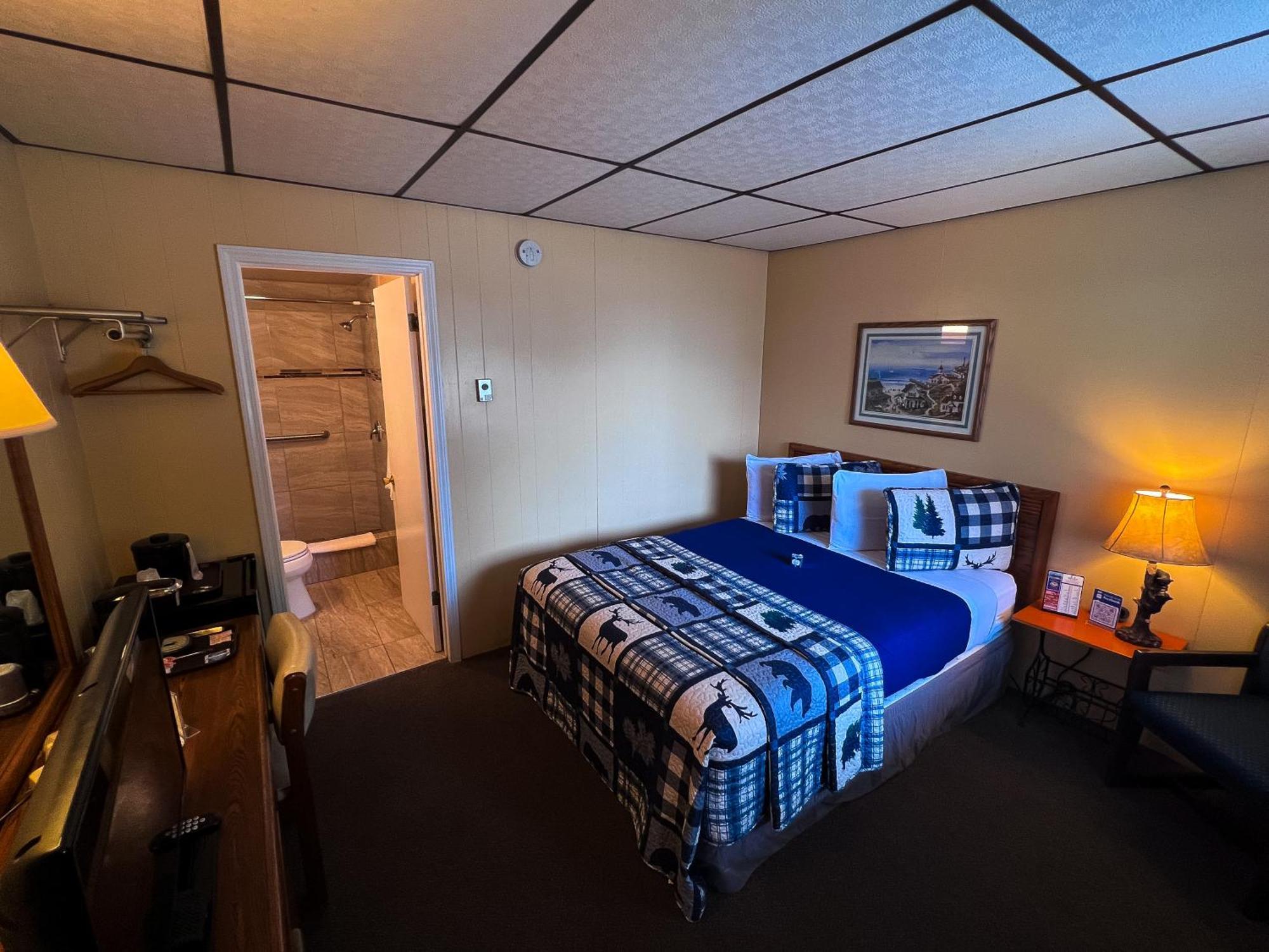 Queen Room